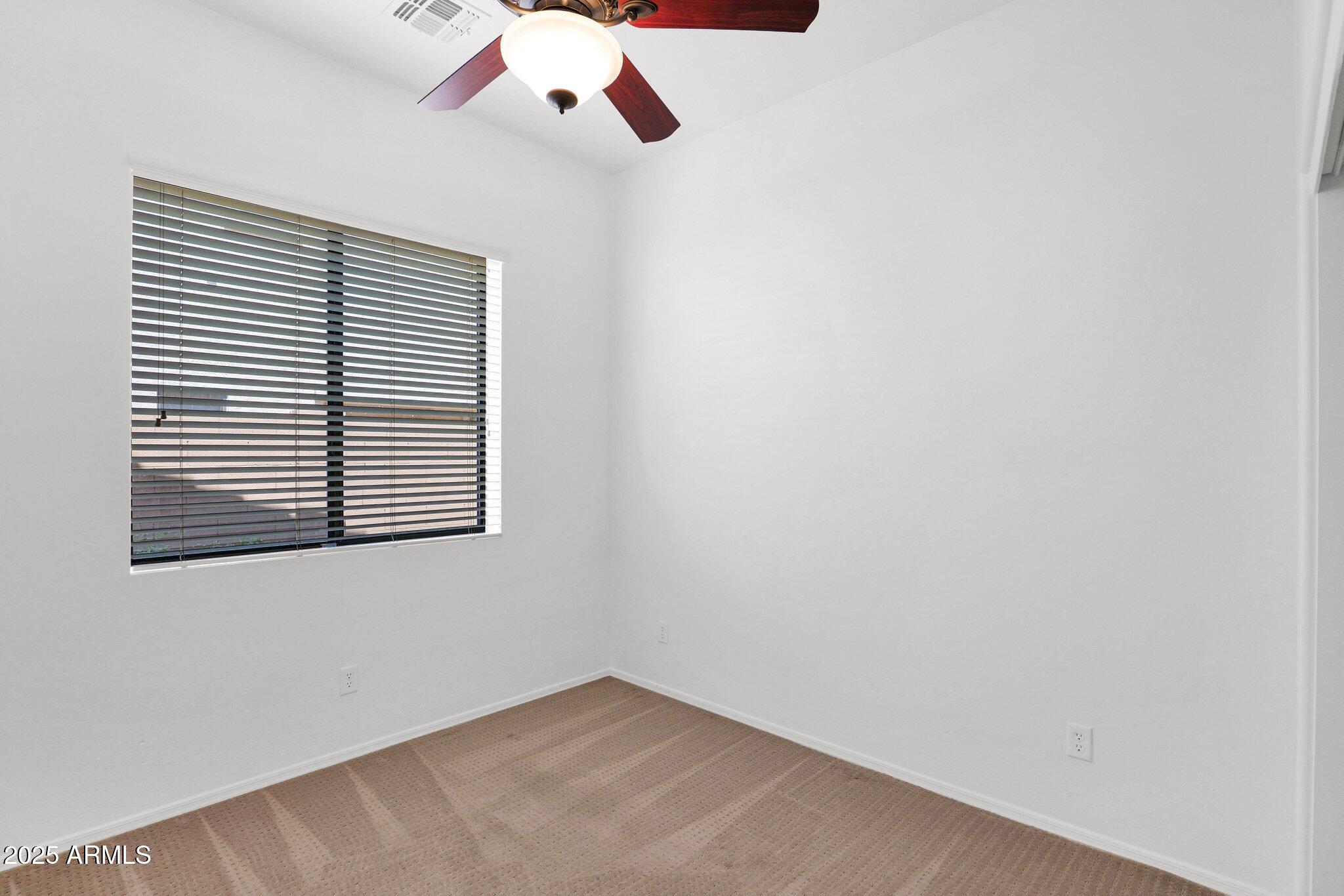 7261 E NORLAND Street