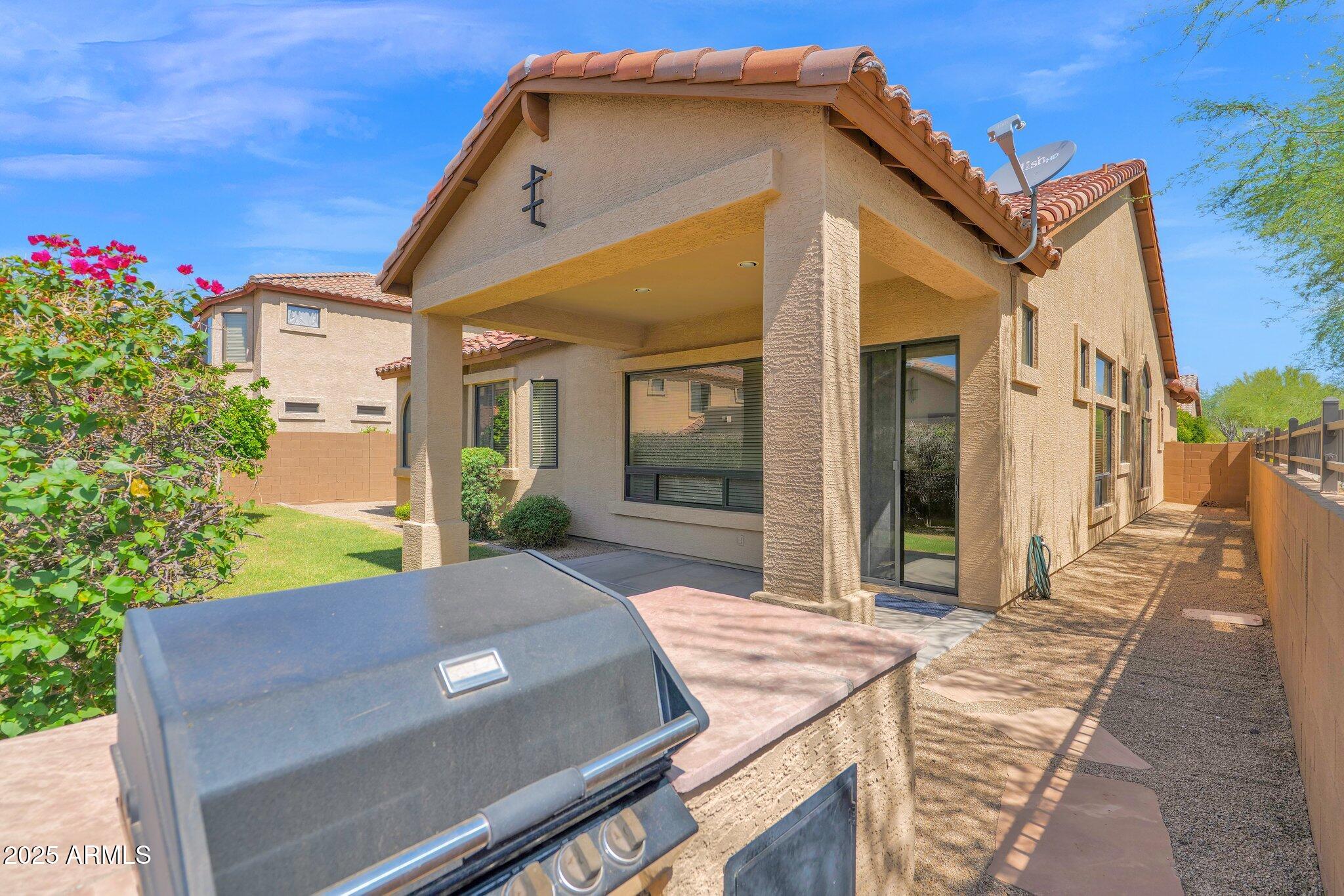 7261 E NORLAND Street