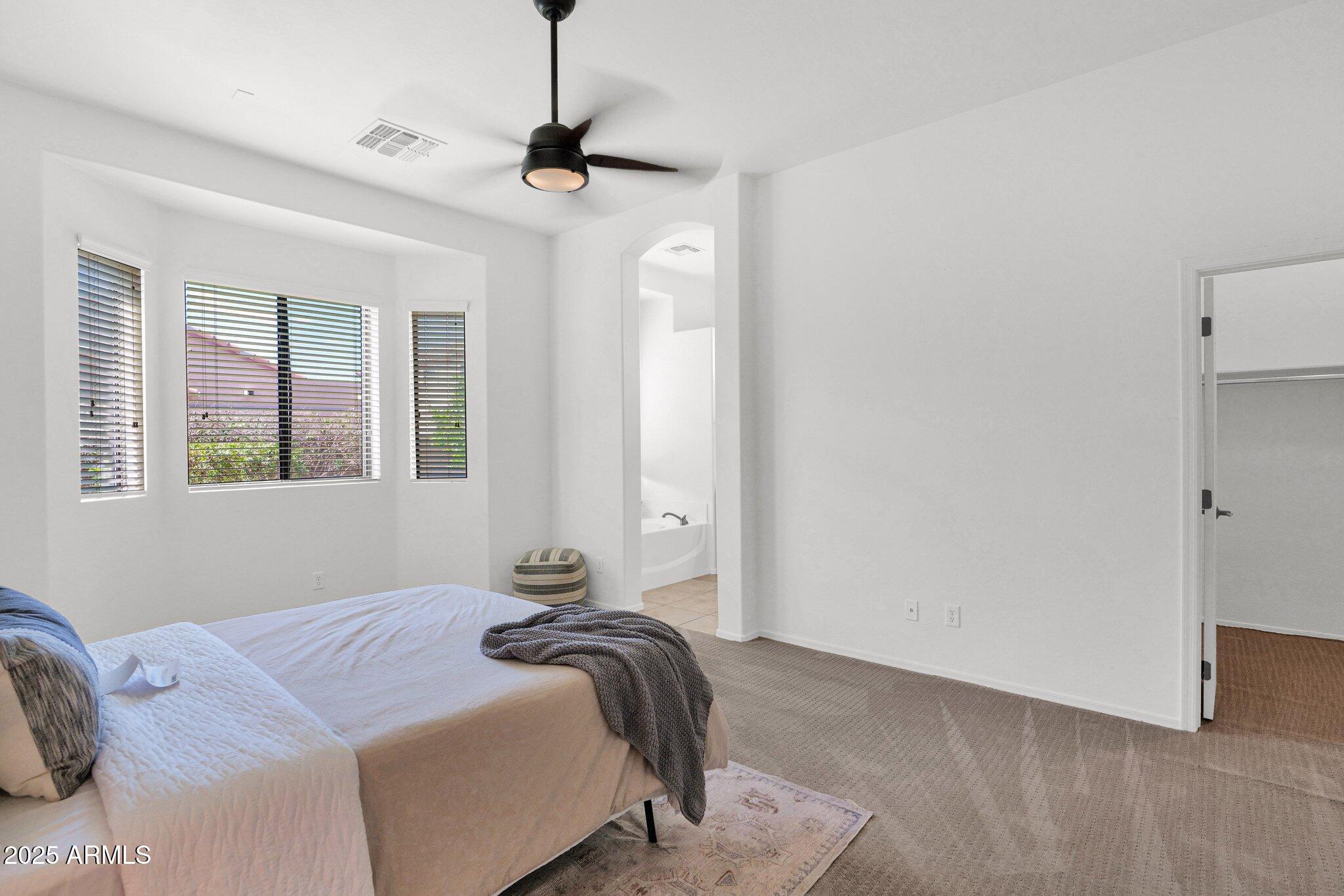 7261 E NORLAND Street