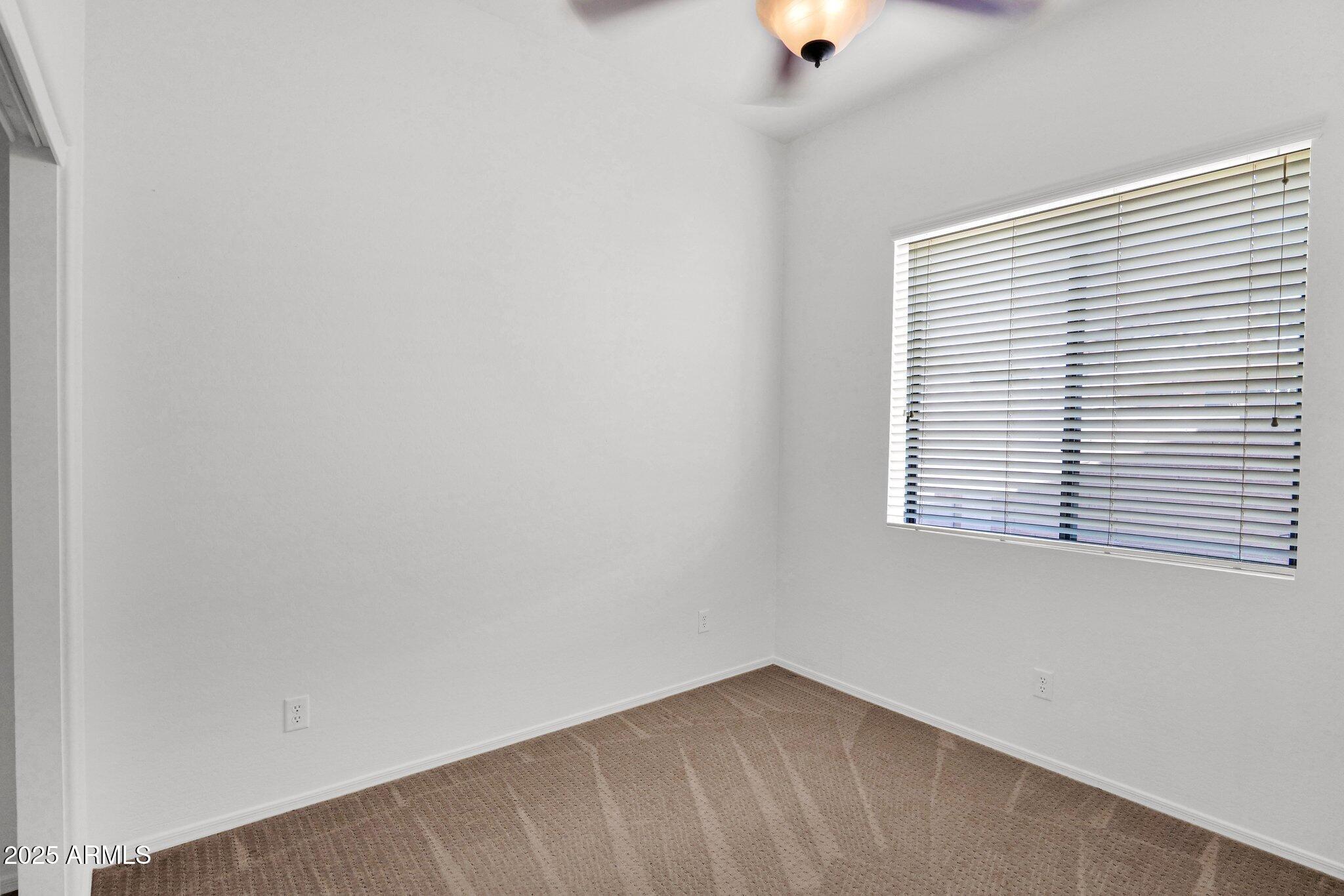 7261 E NORLAND Street