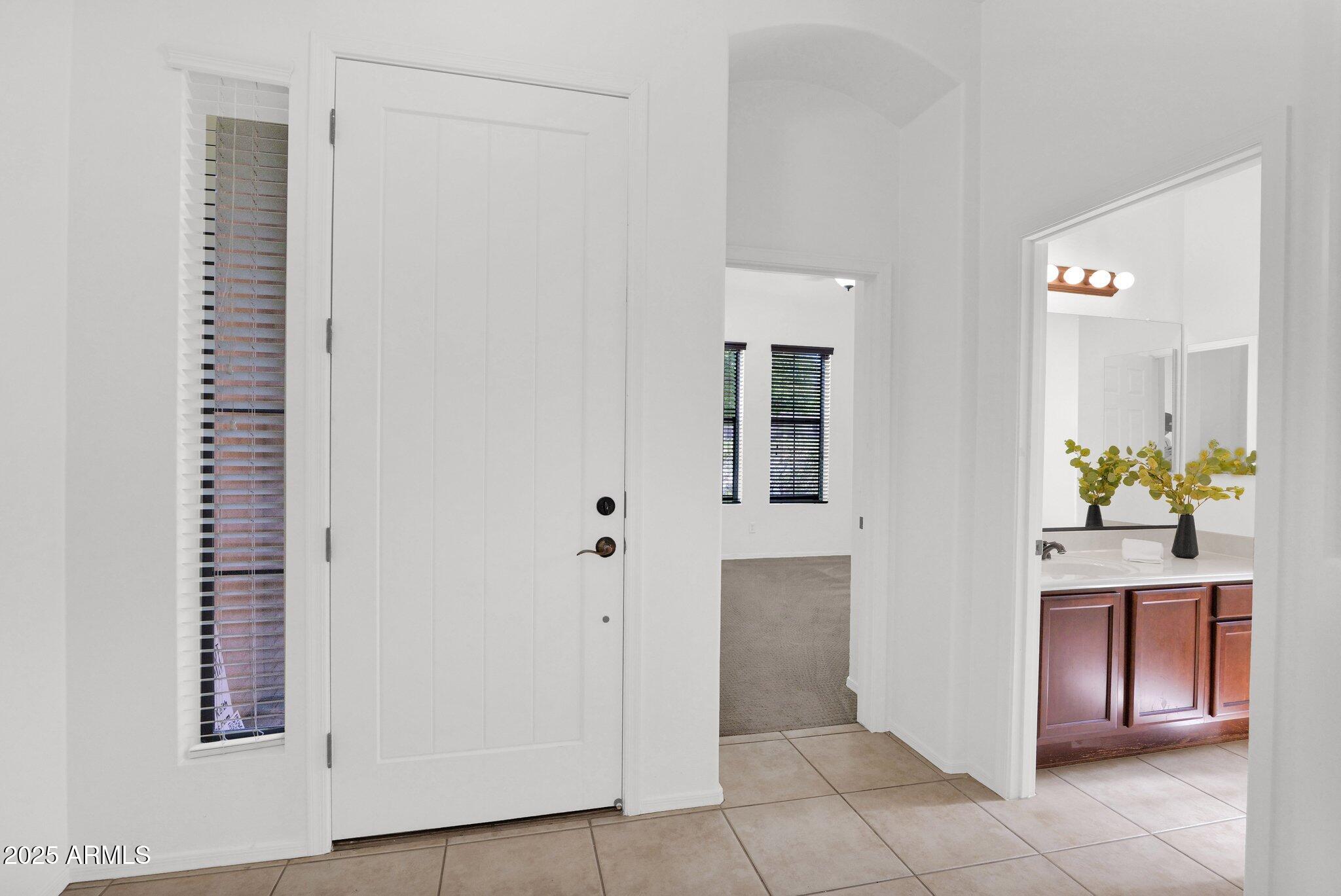 7261 E NORLAND Street