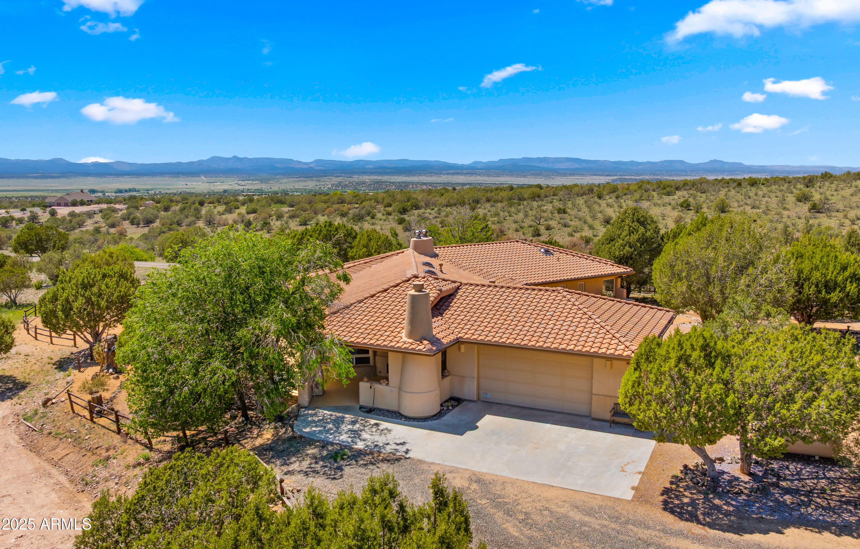 6600 W RAMBLING Road