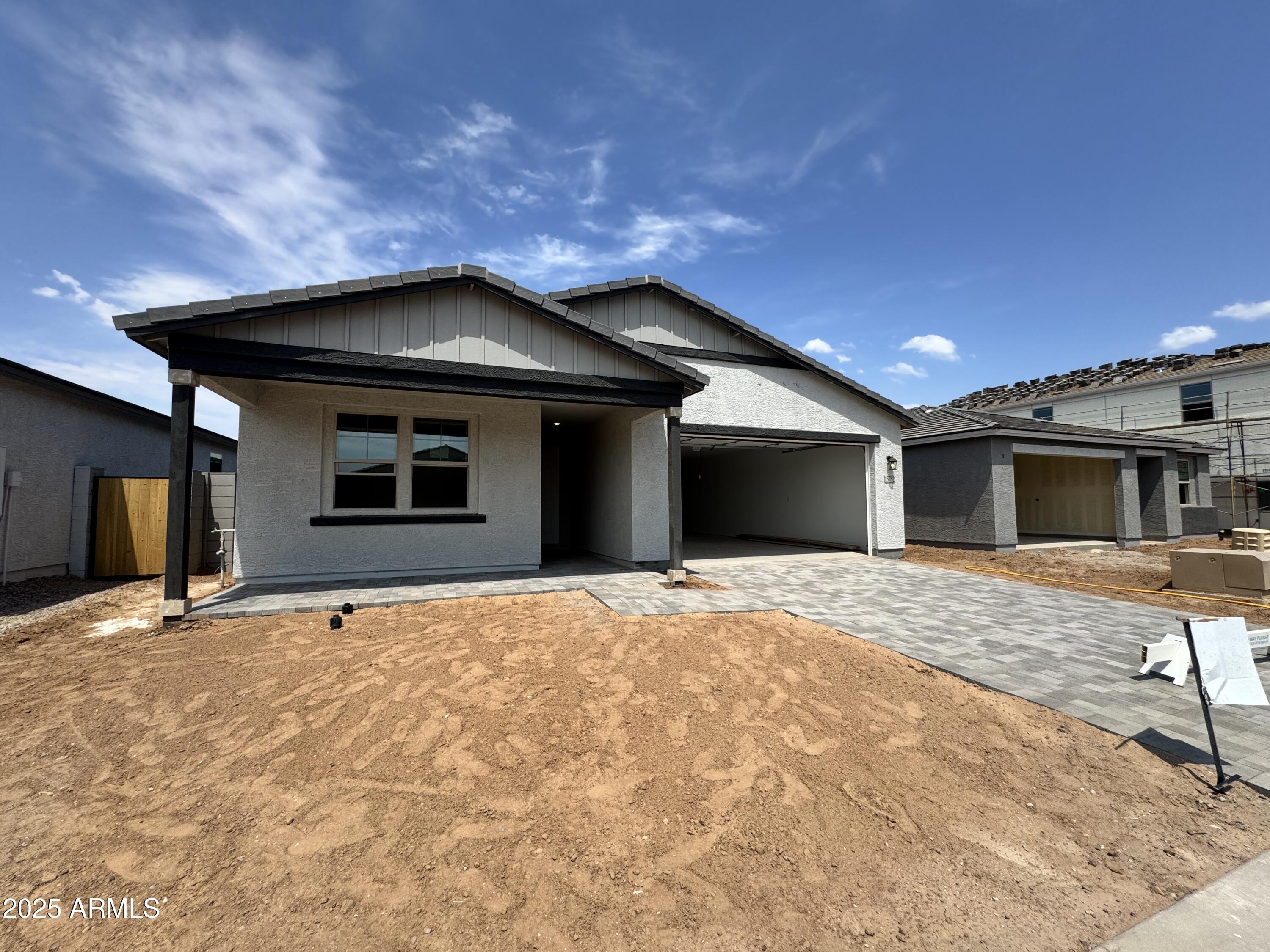 15752 W CAMDEN Avenue