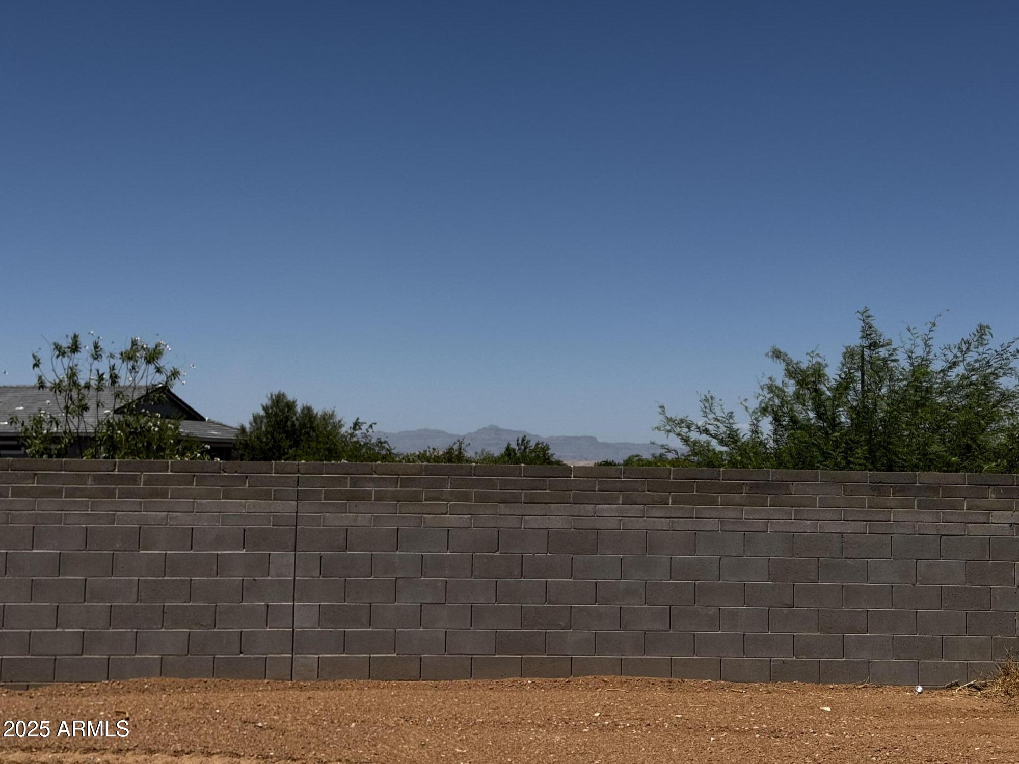 3334 E VALLEYHIGH Trail