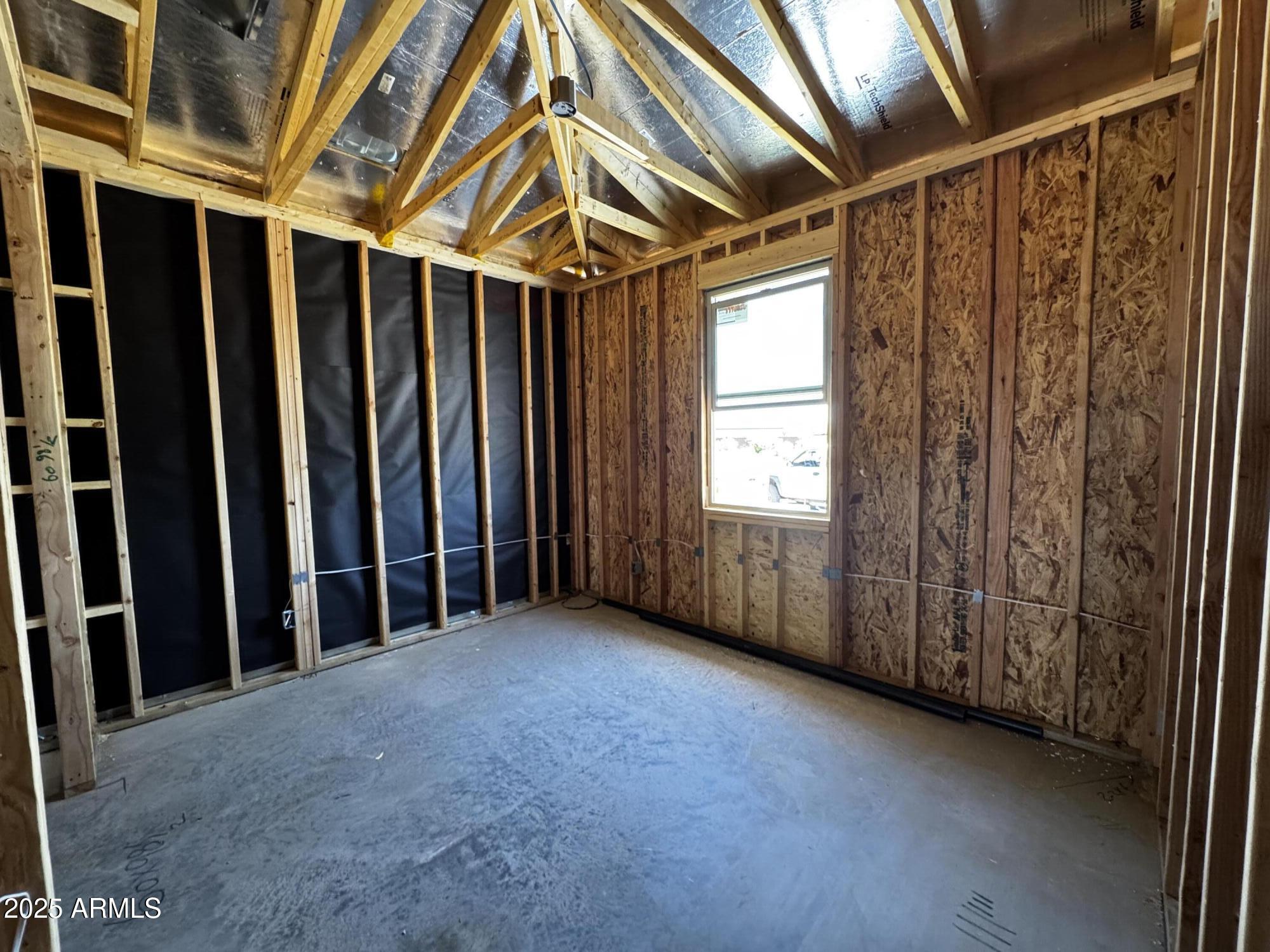 3334 E VALLEYHIGH Trail