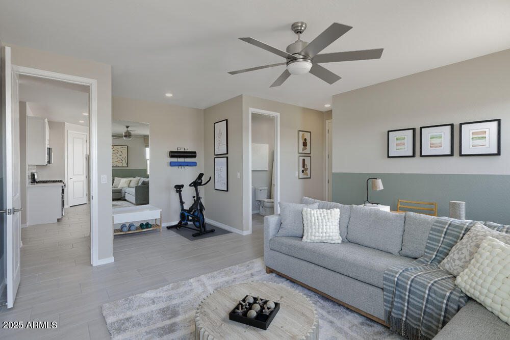3310 E VALLEYHIGH Trail