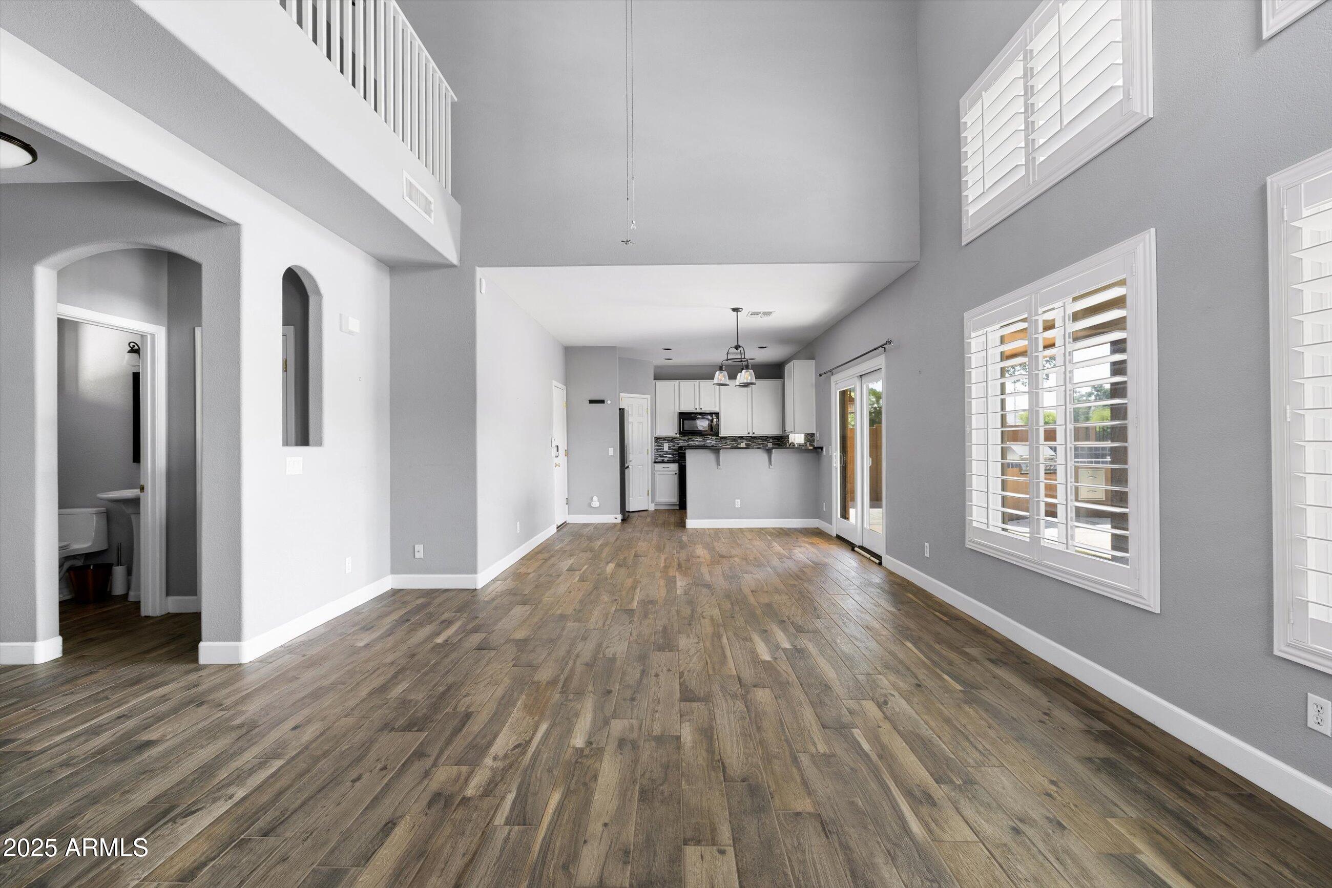 3025 E FREMONT Road