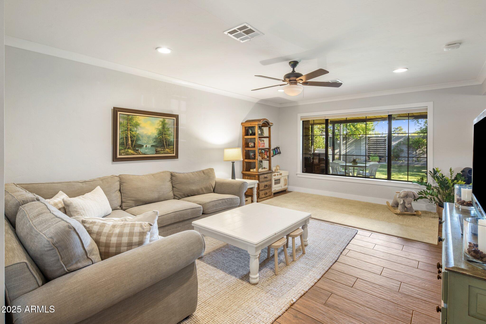 1825 E Palo Verde Drive
