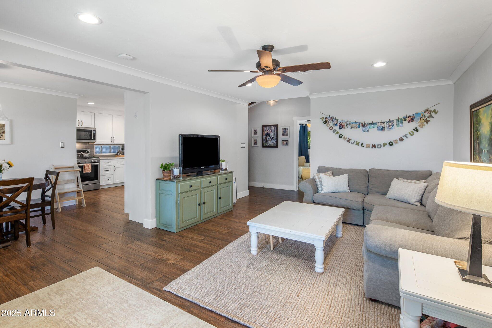 1825 E Palo Verde Drive