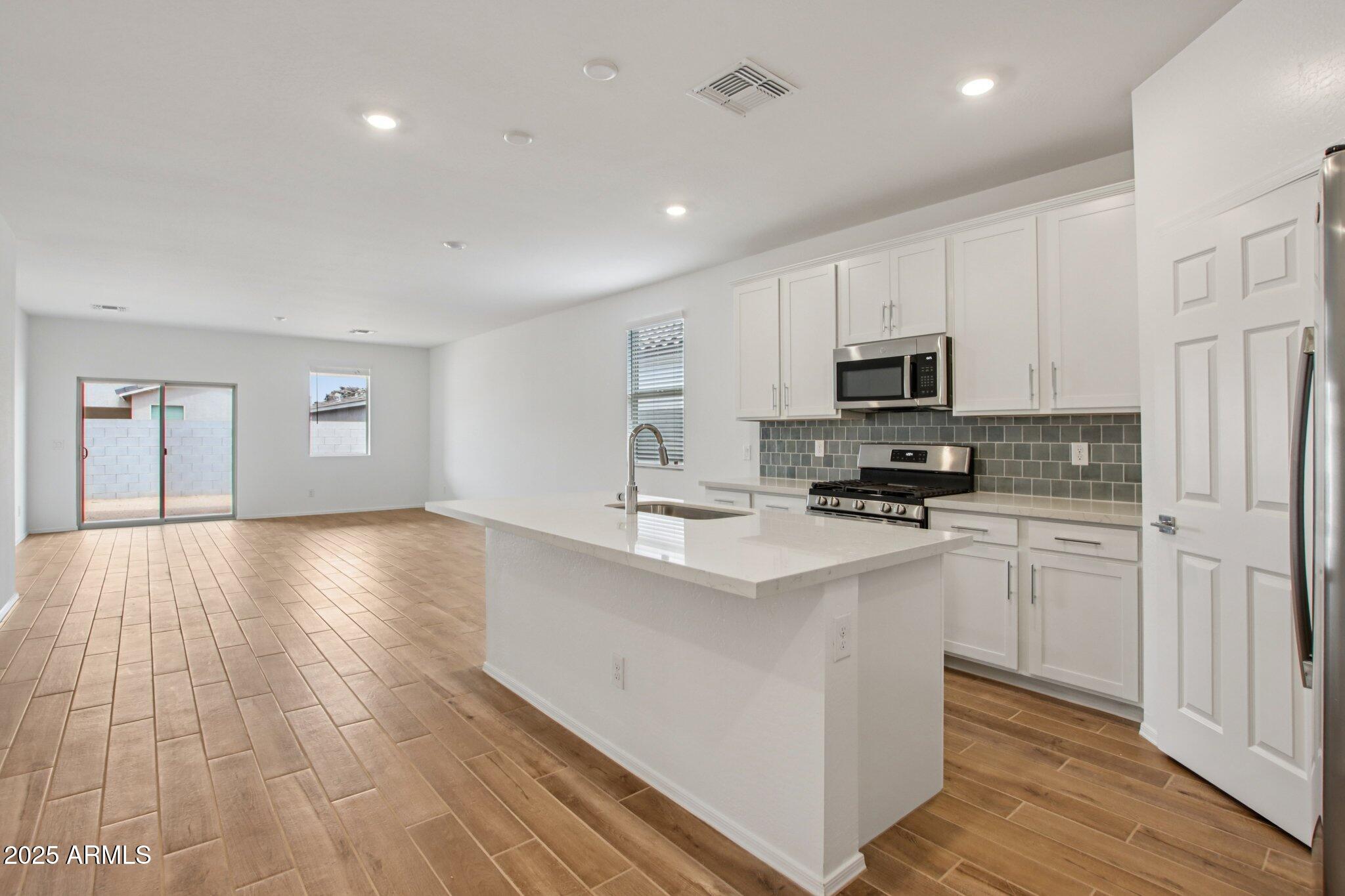 47706 W KENNER Drive