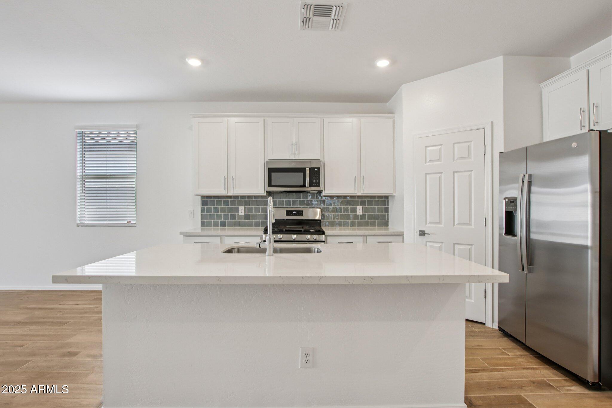 47706 W KENNER Drive