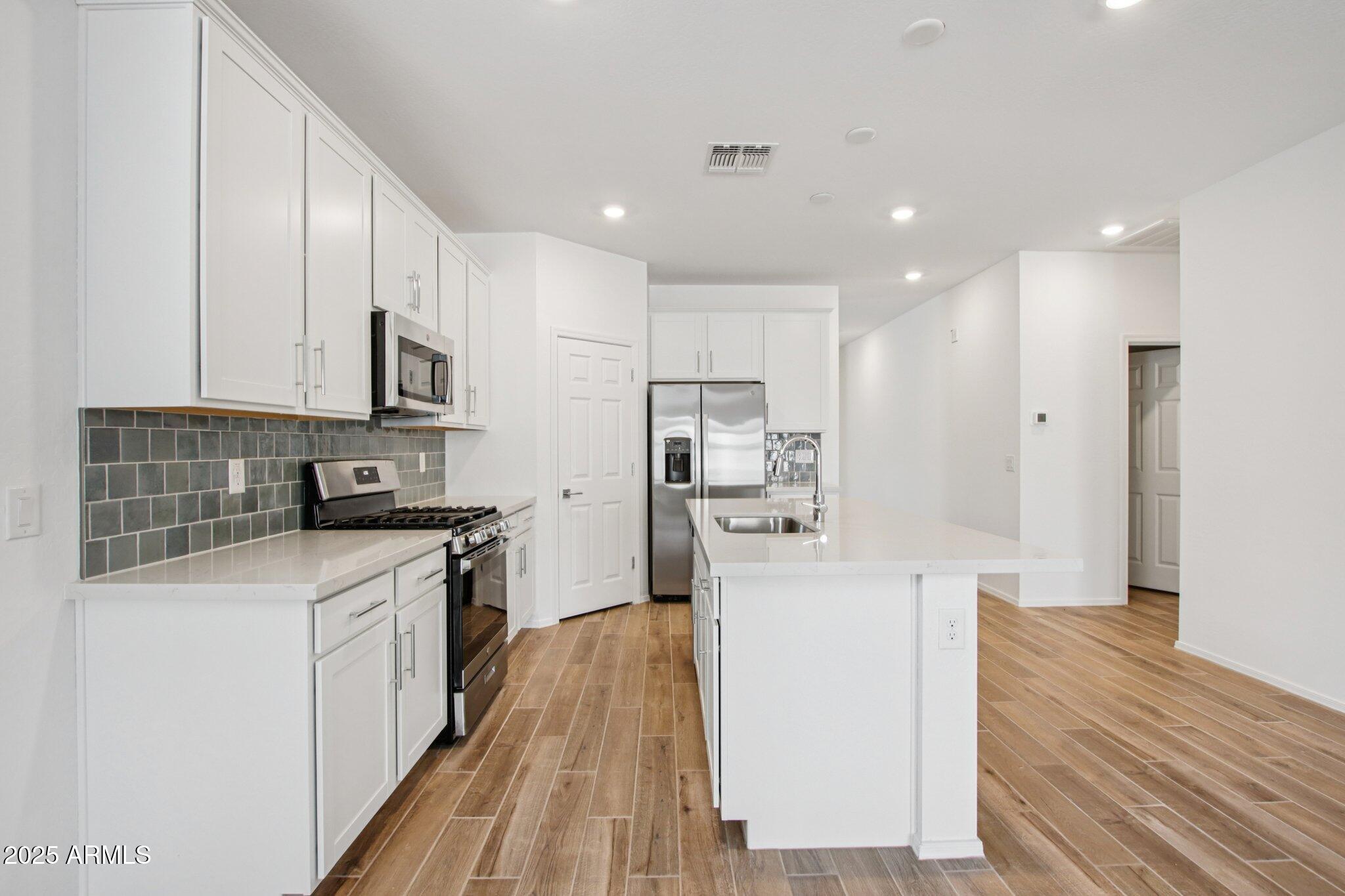 47706 W KENNER Drive