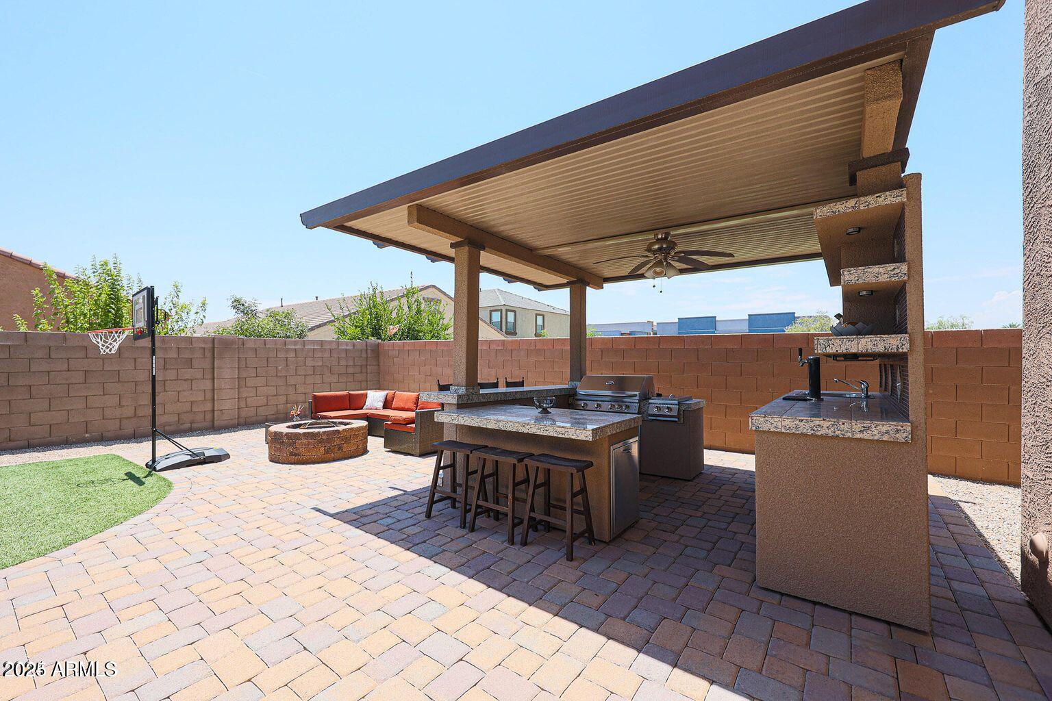 9337 W MEDLOCK Drive