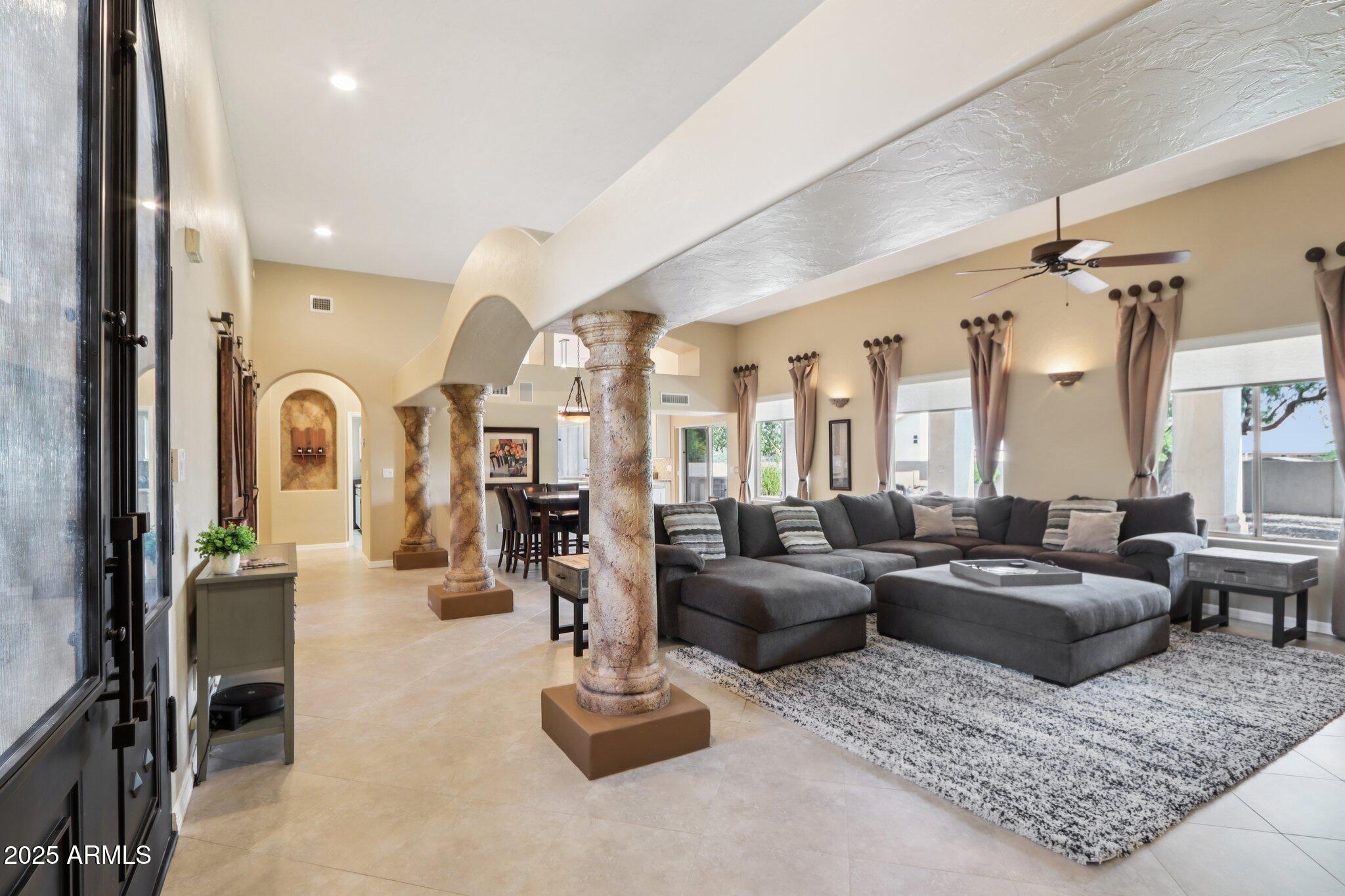 4815 W SADDLEHORN Road