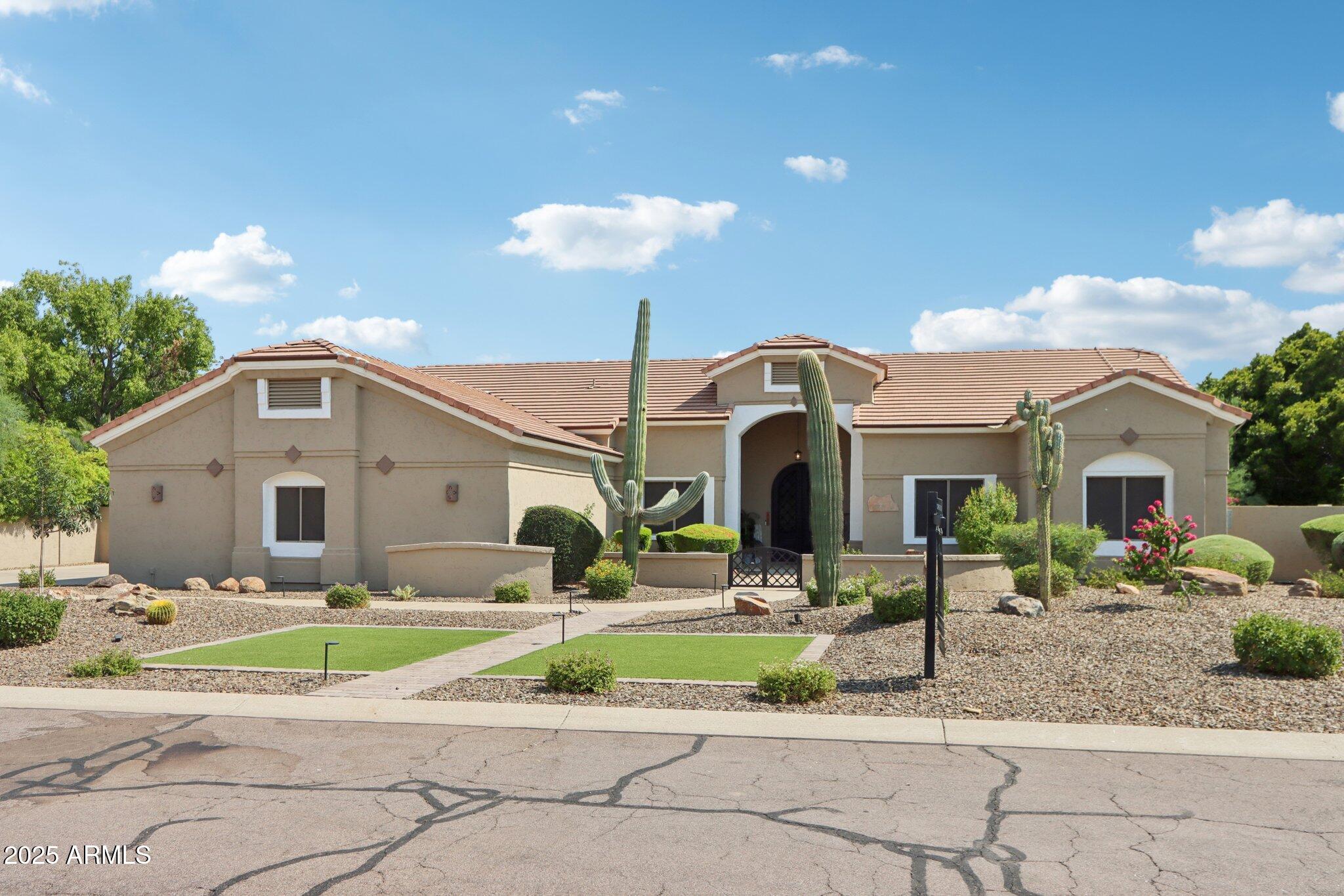 4815 W SADDLEHORN Road