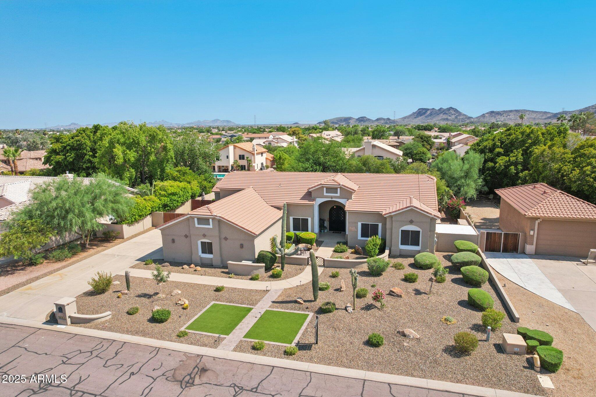 4815 W SADDLEHORN Road