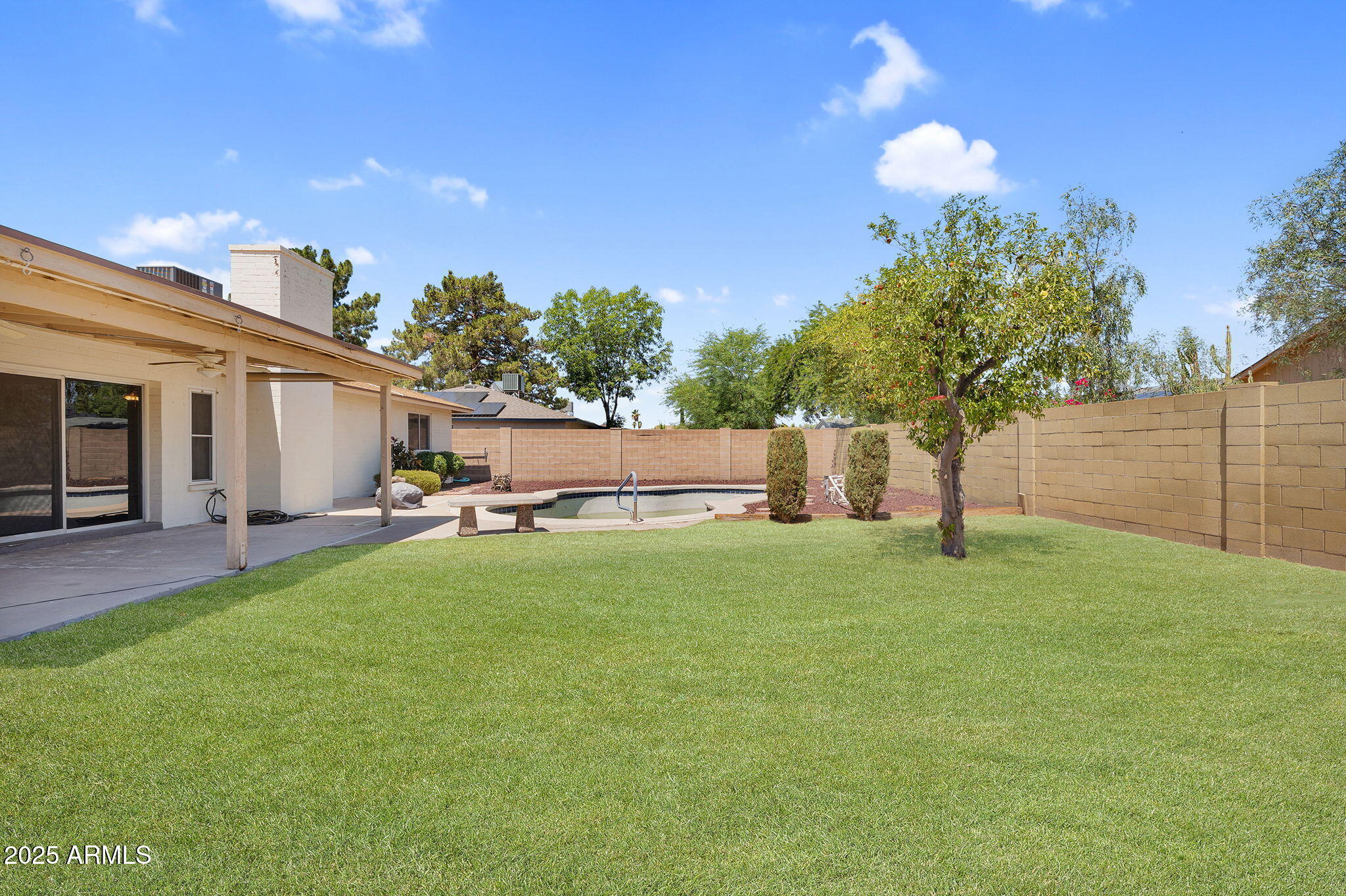 3514 W HELENA Drive