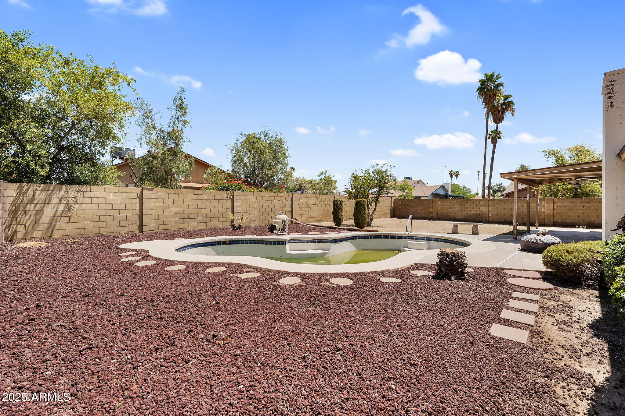 3514 W HELENA Drive