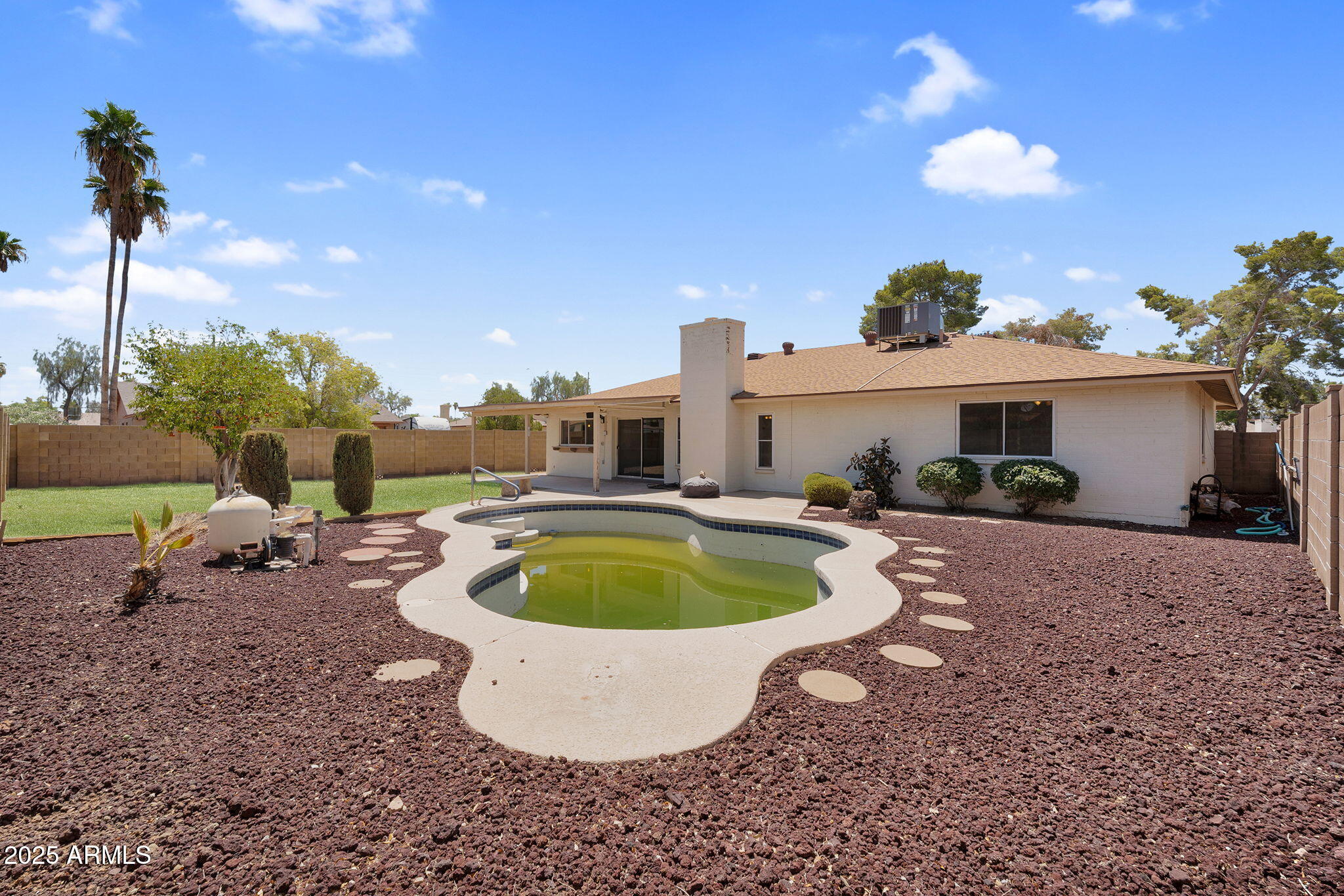 3514 W HELENA Drive