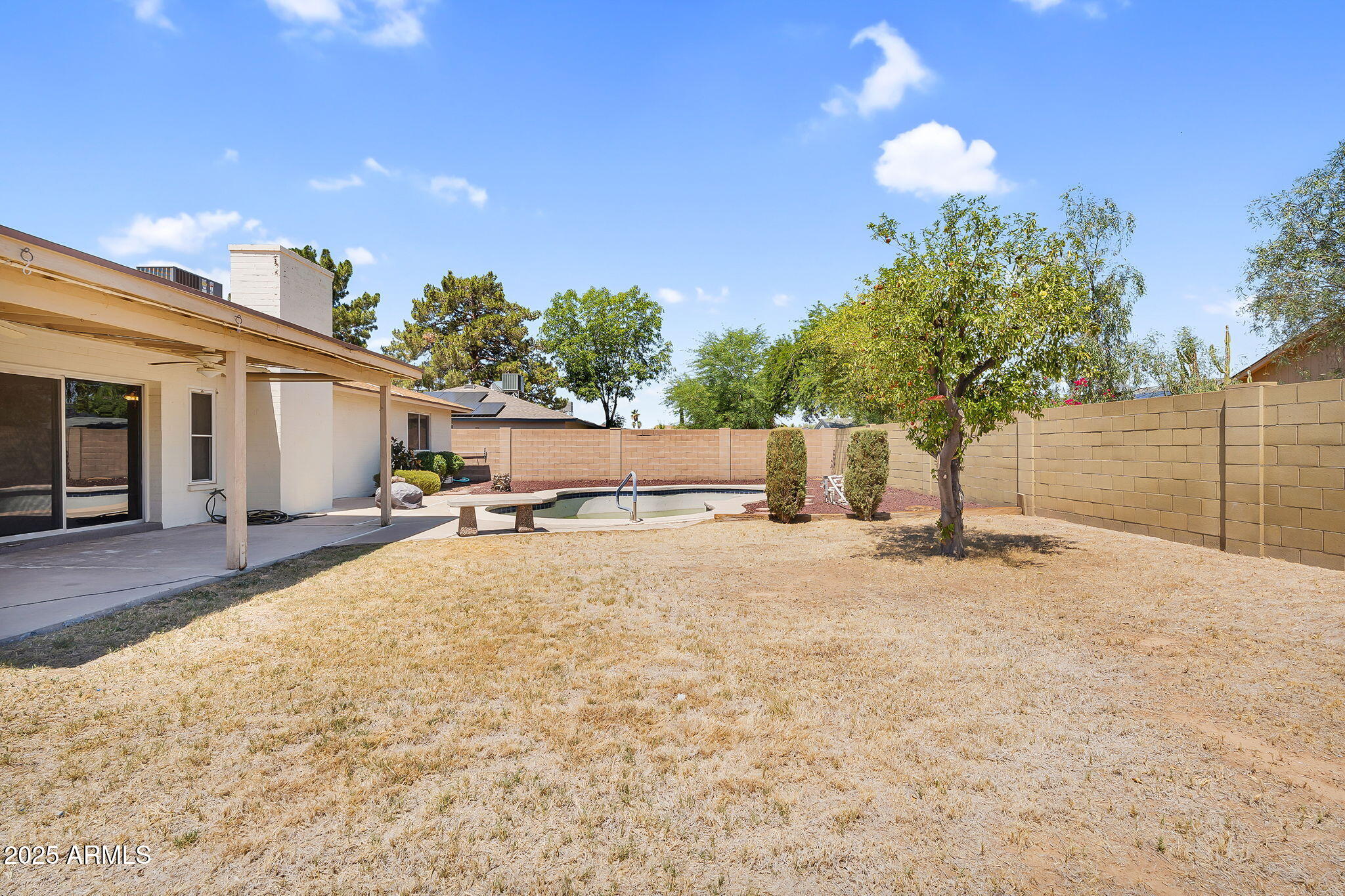 3514 W HELENA Drive