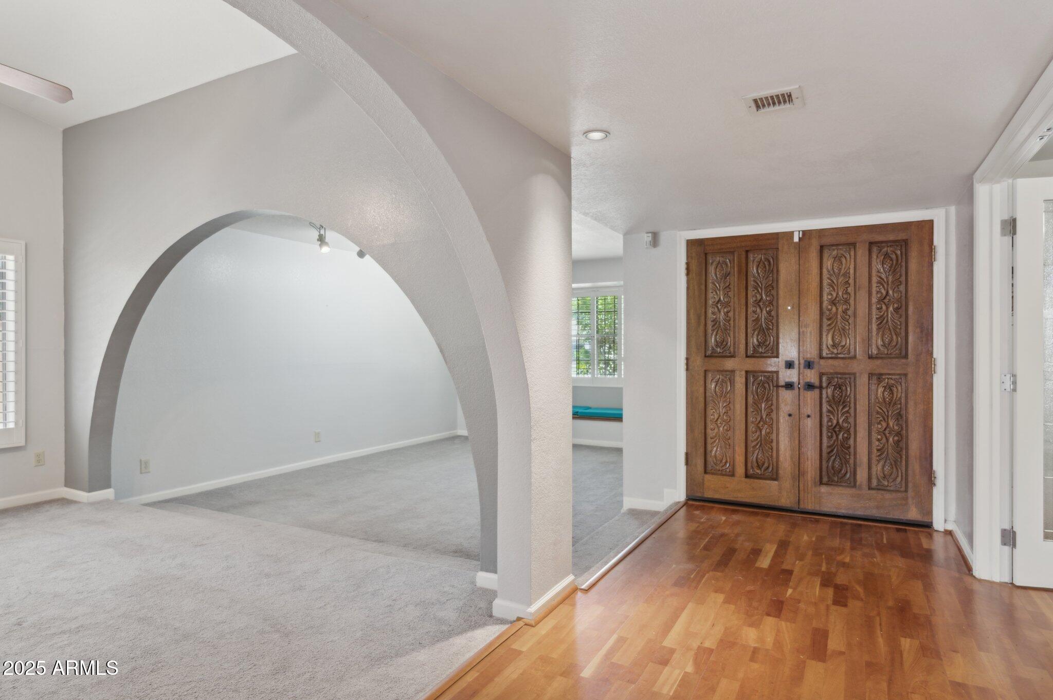 2053 W NATAL Circle