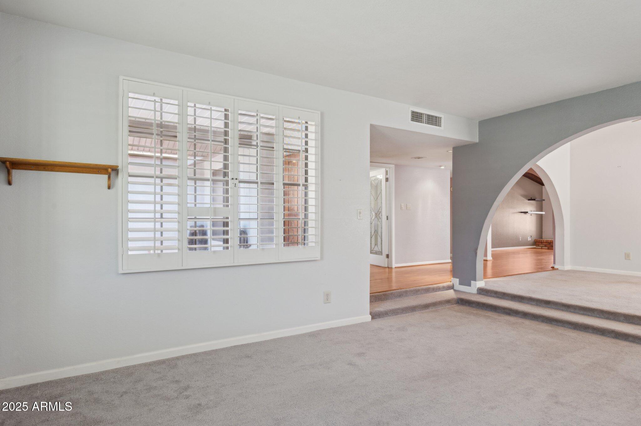 2053 W NATAL Circle