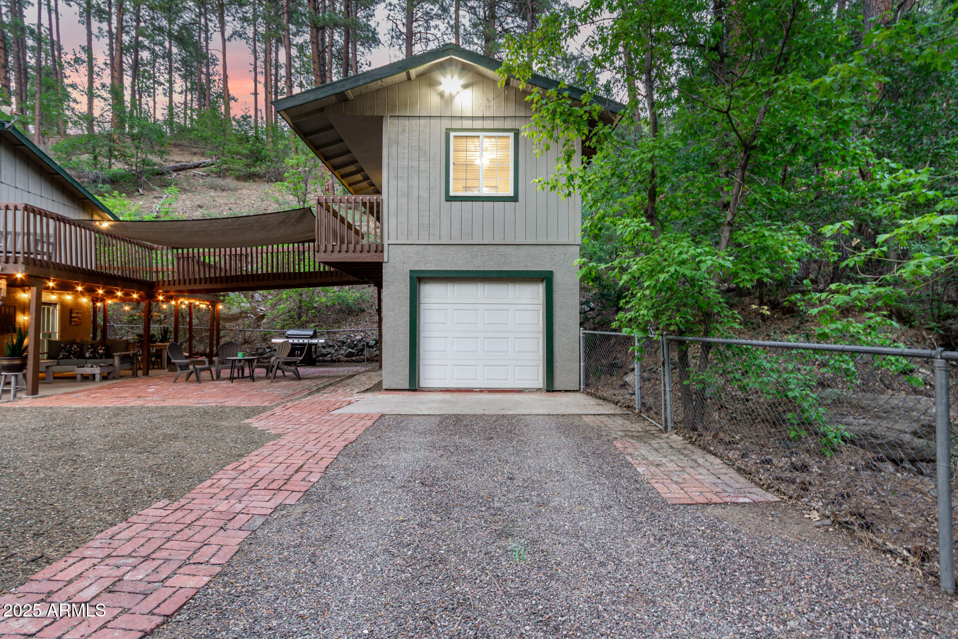 8475 S BREEZY PINE Road