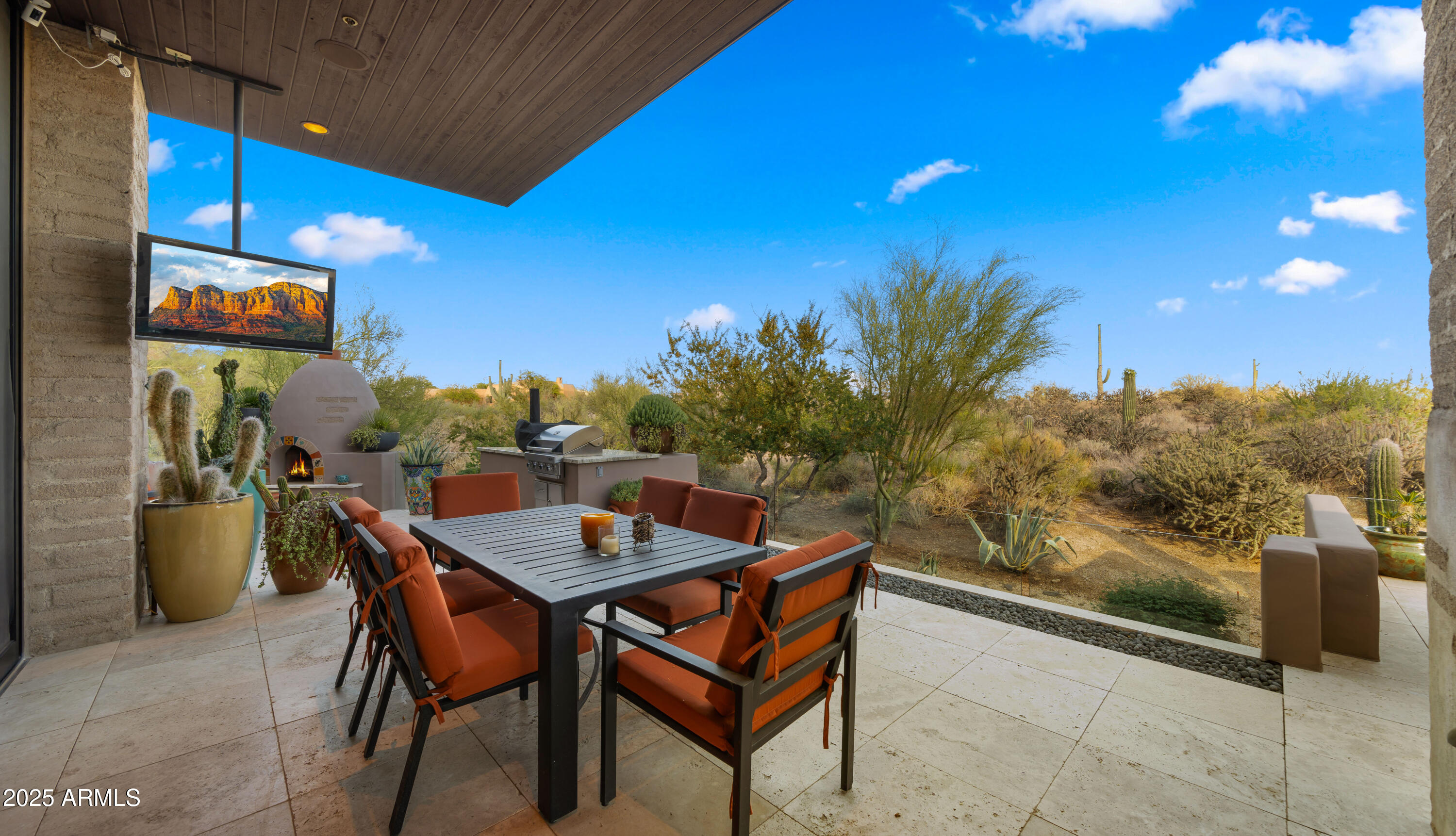 30600 N PIMA Road, 61