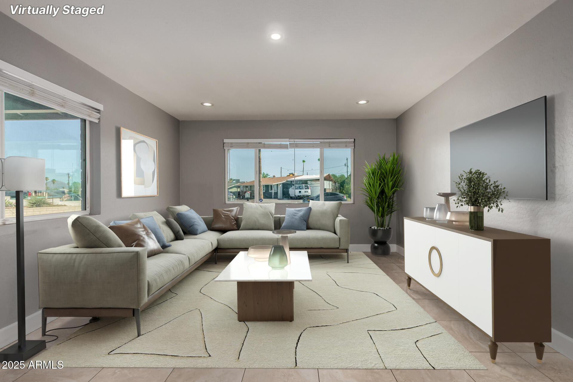1747 W DEVON
