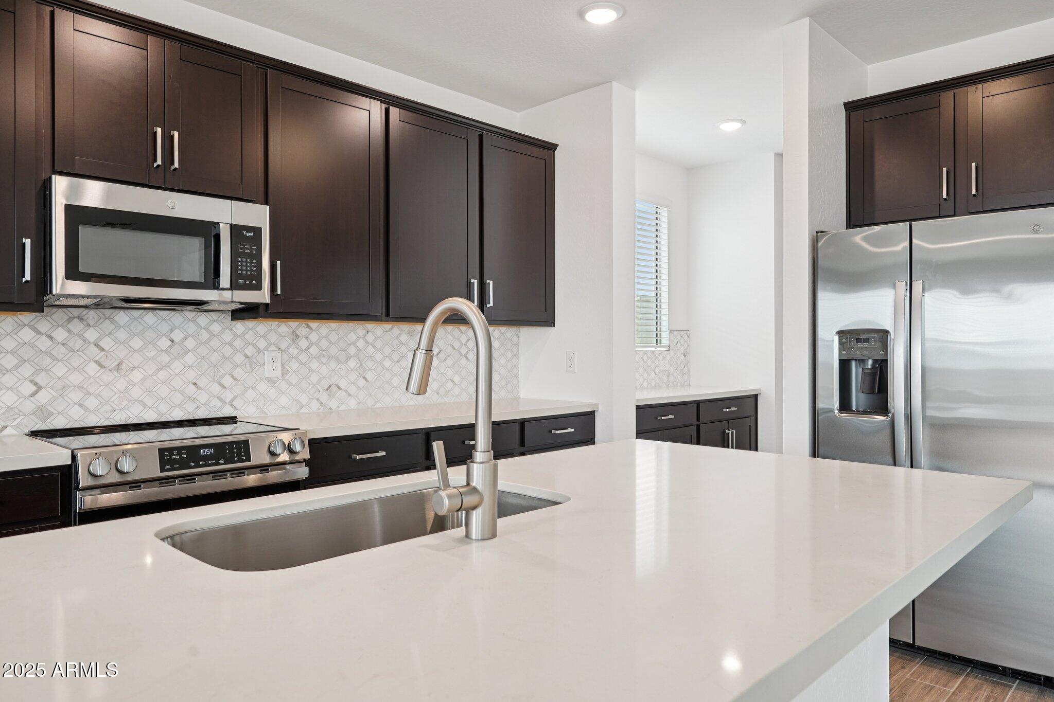 15731 W BROWN Street