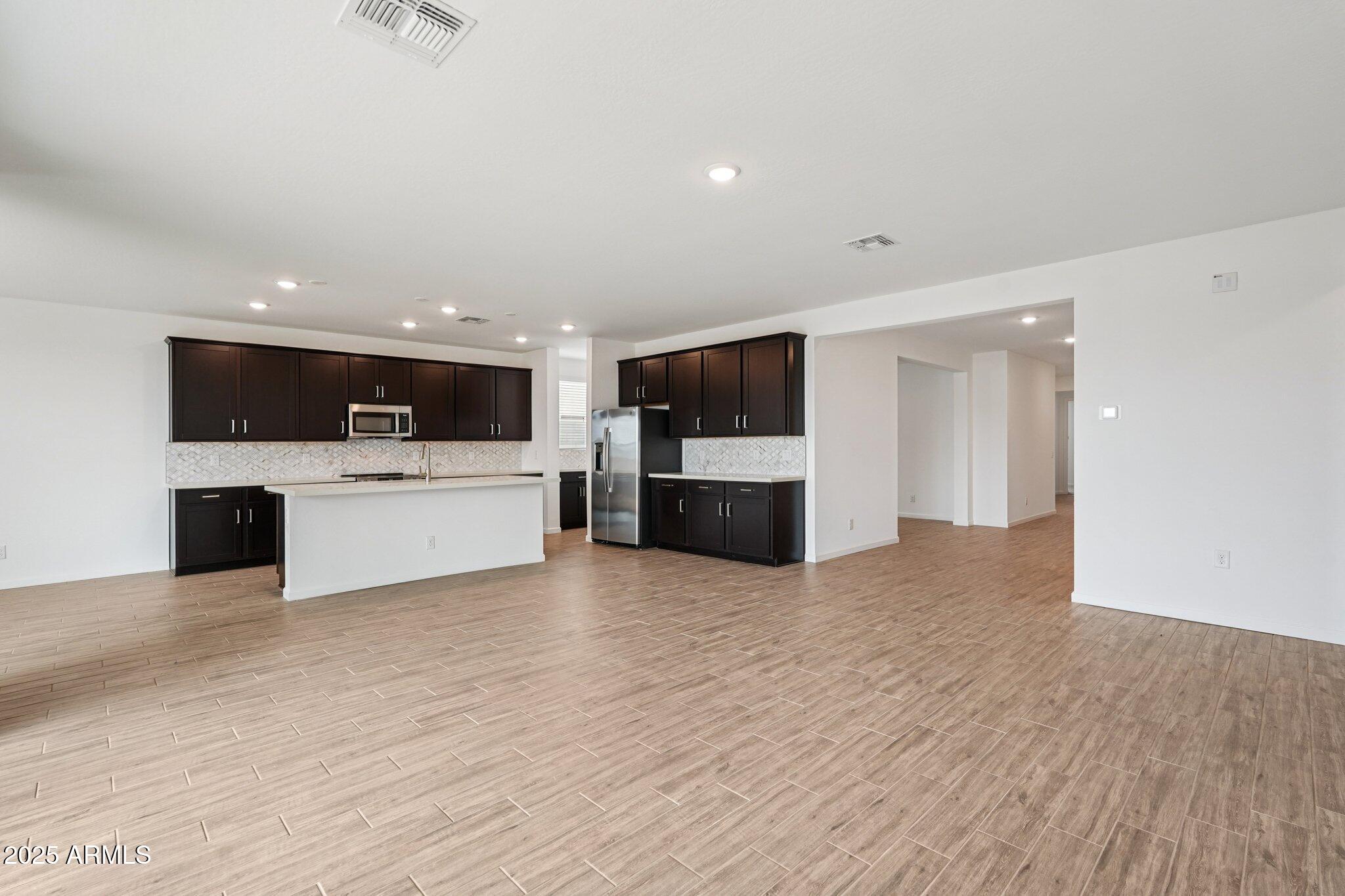 15731 W BROWN Street