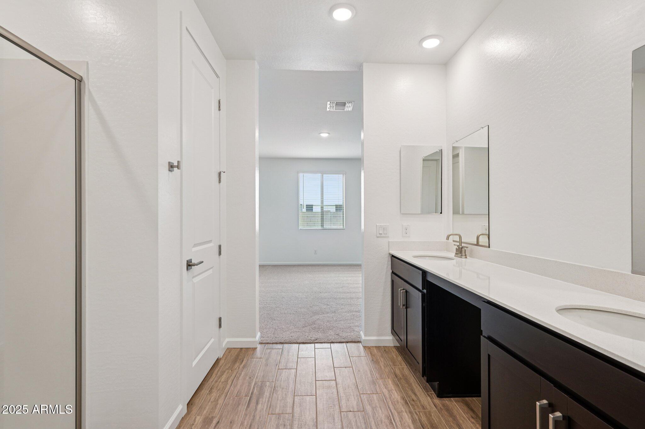 15731 W BROWN Street