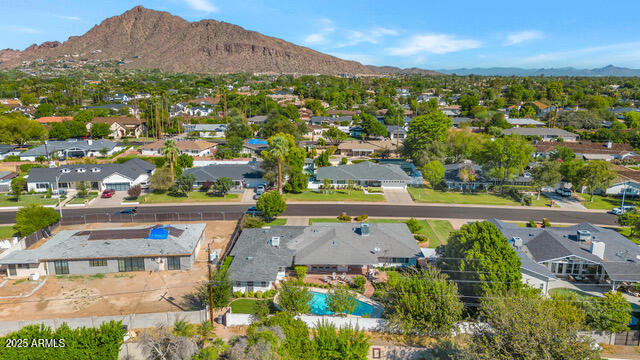 6231 E CALLE CAMELIA