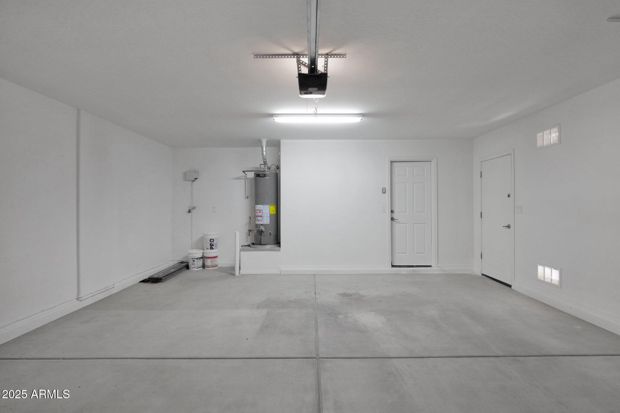 40911 W TAMARA Lane
