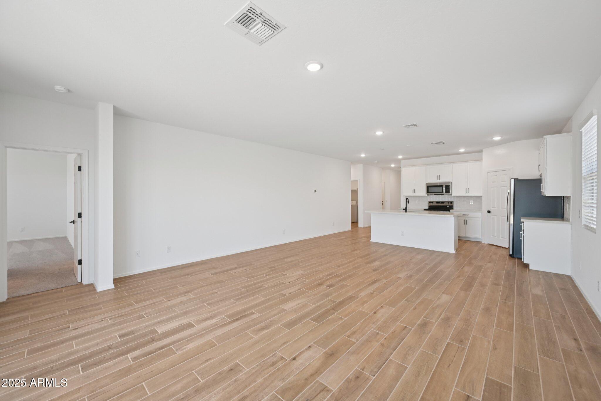 24105 W BOWKER Street