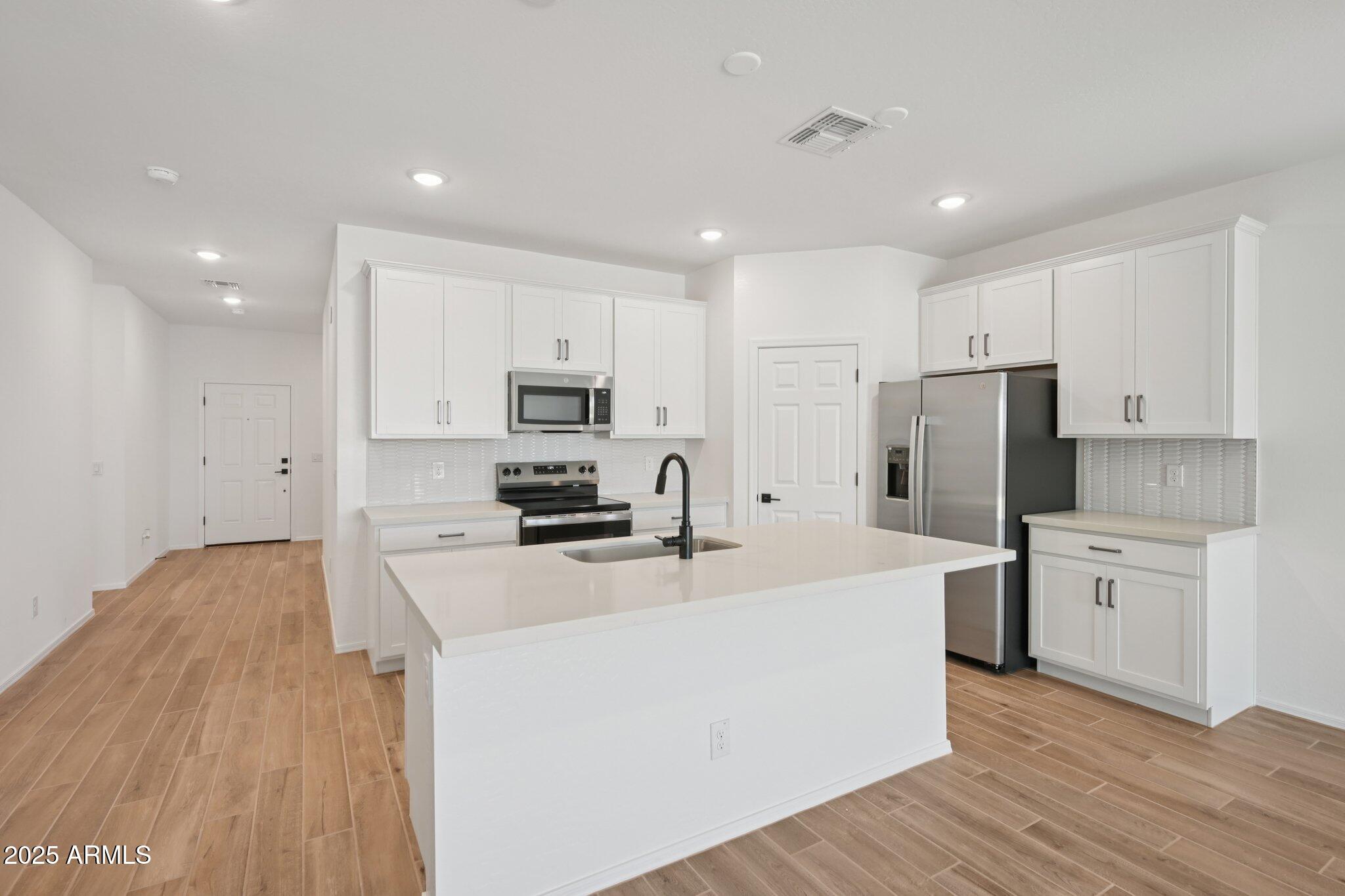 24105 W BOWKER Street