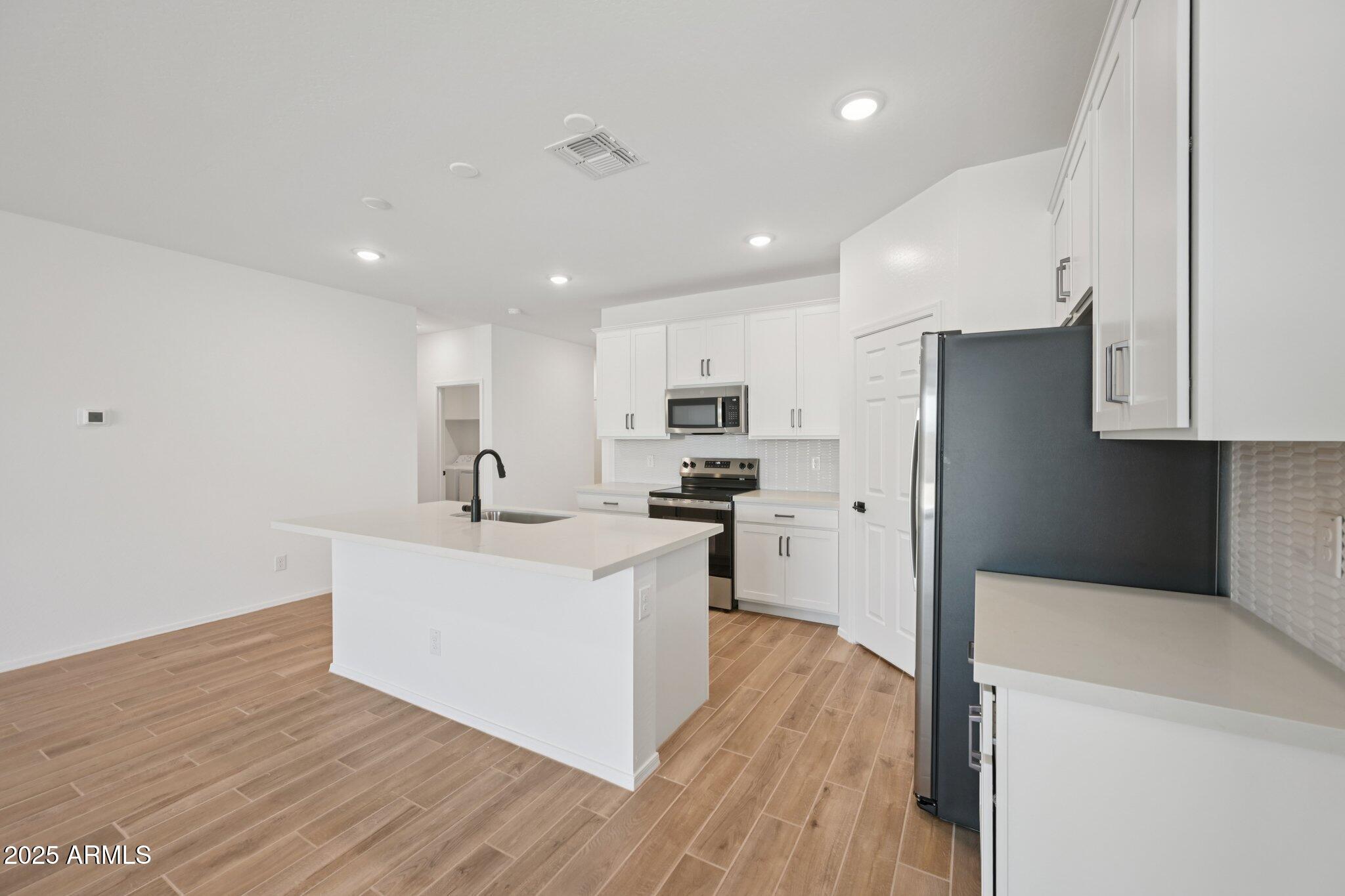 24105 W BOWKER Street