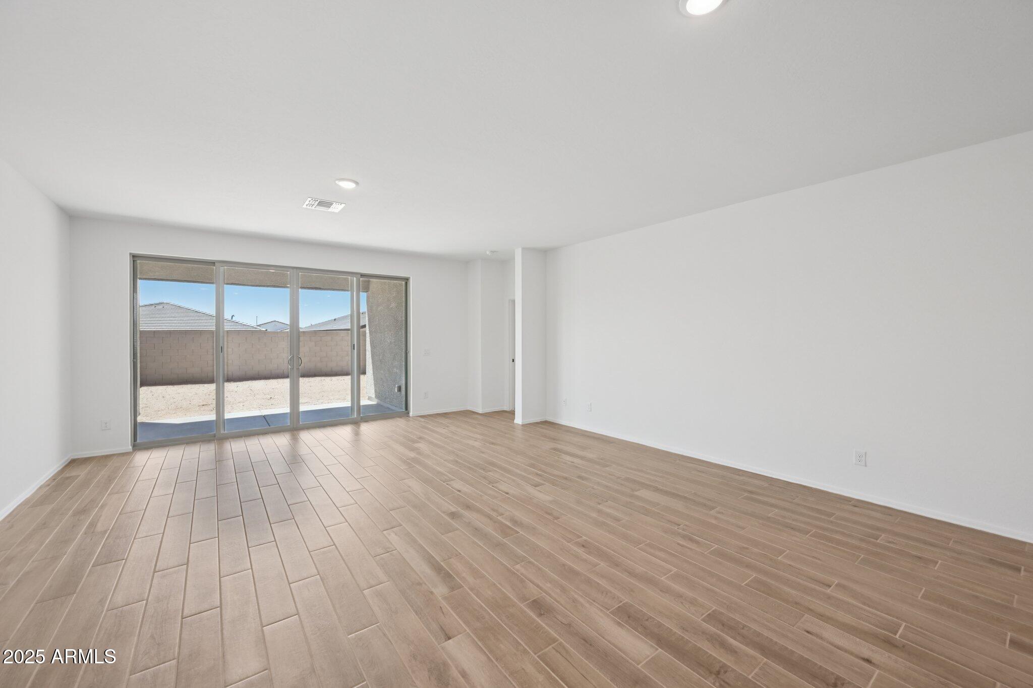 24105 W BOWKER Street