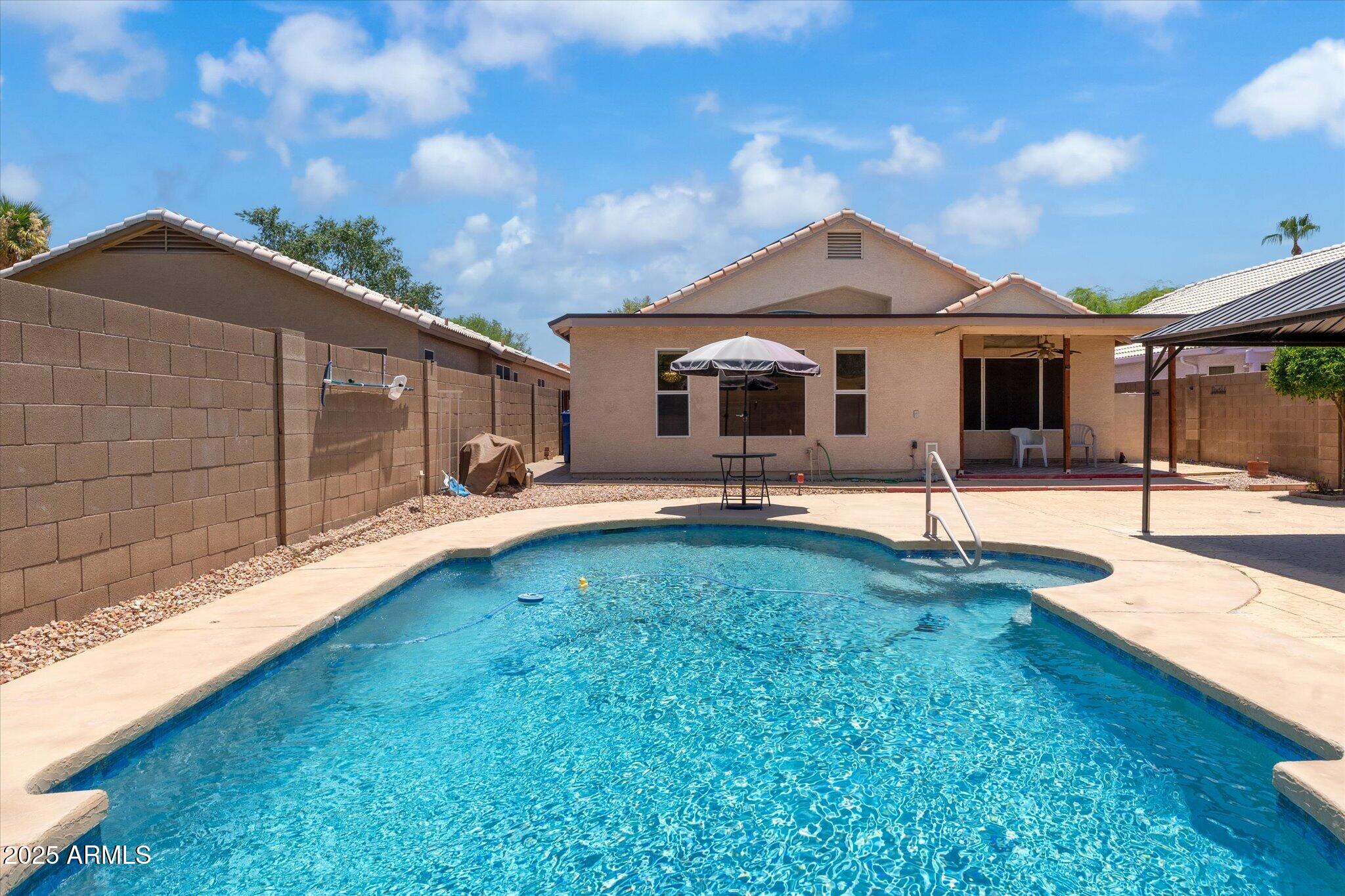 316 W KELTON Lane