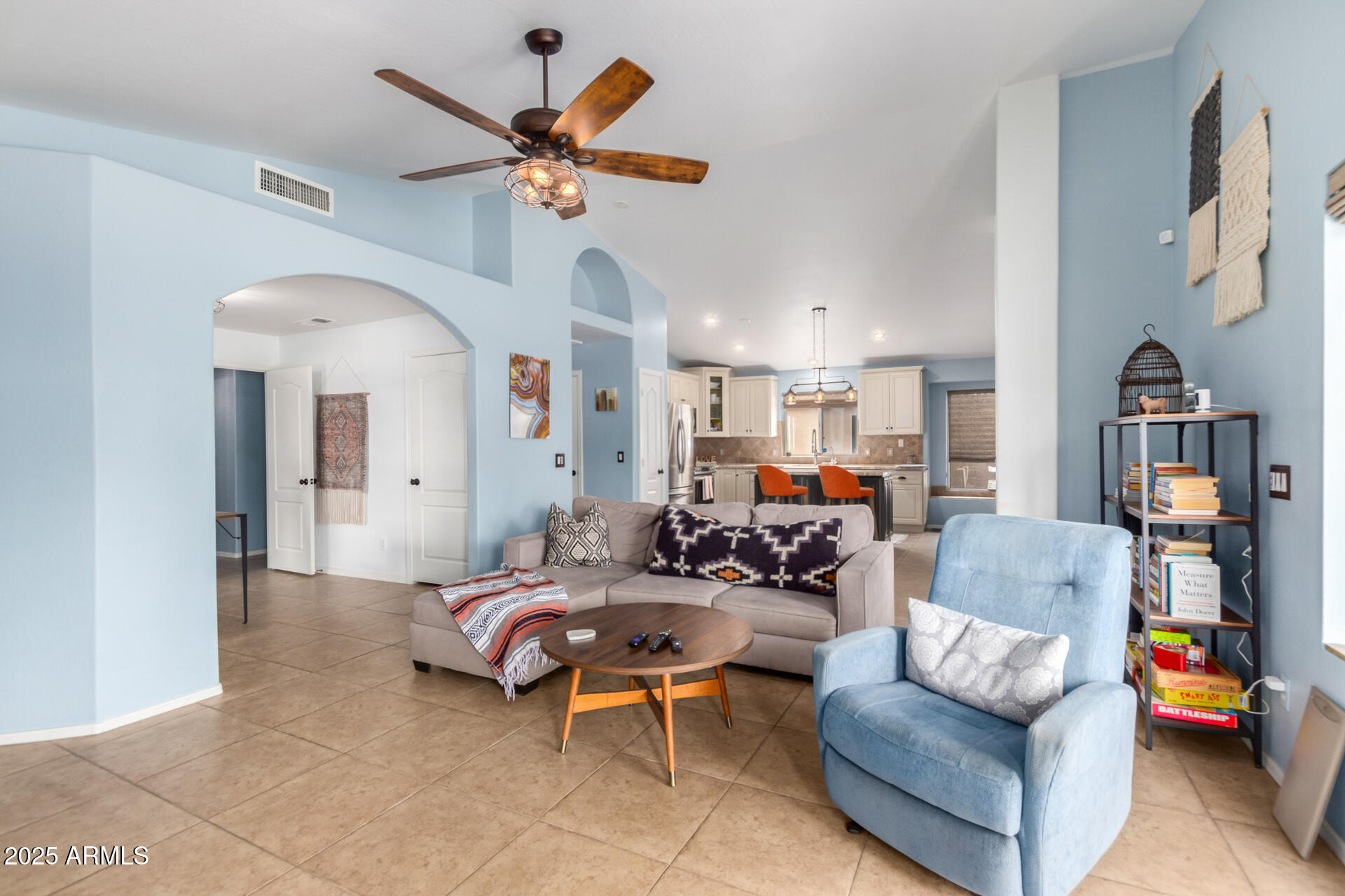 150 W VILLA THERESA Drive