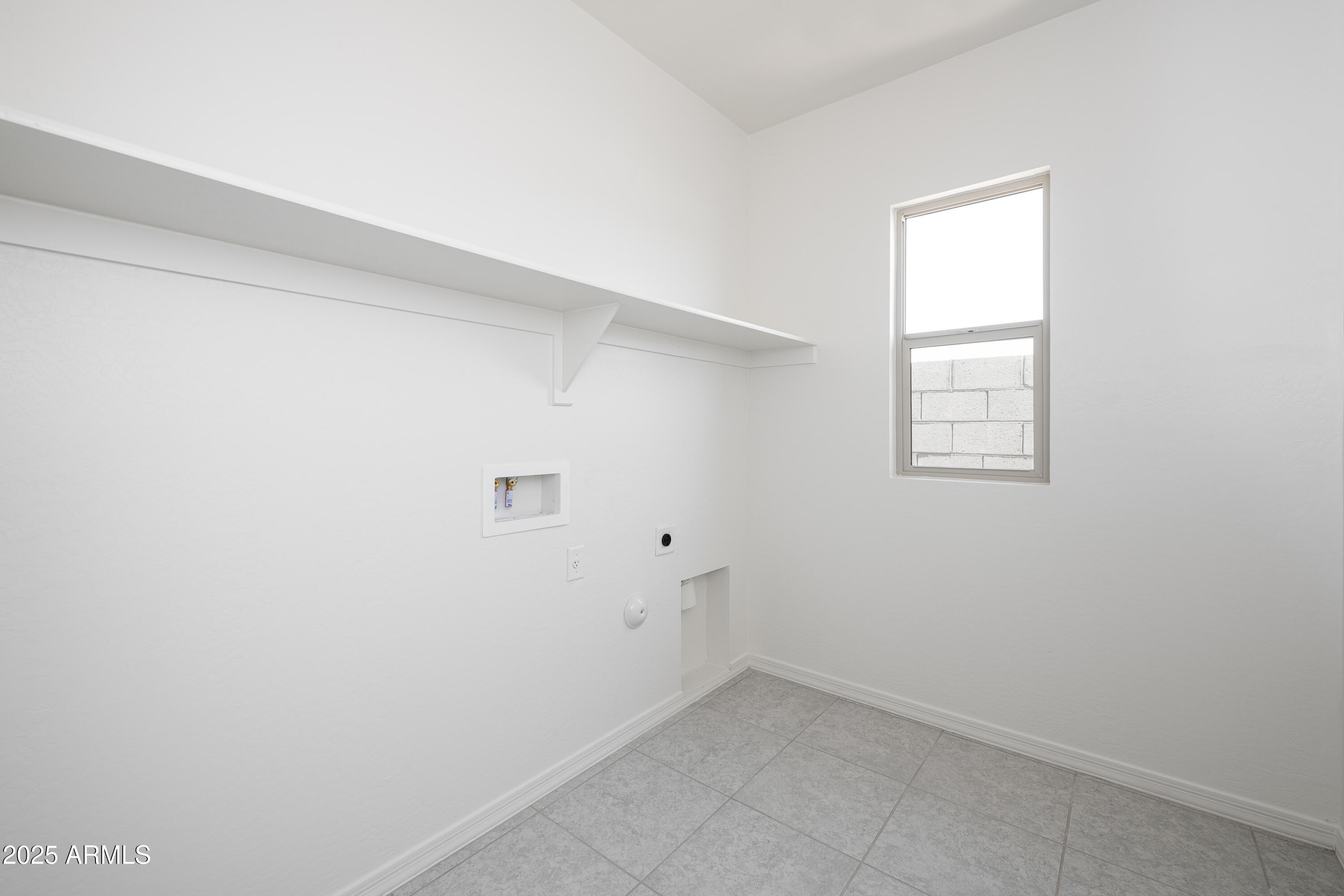 24257 W CHANUTE Pass