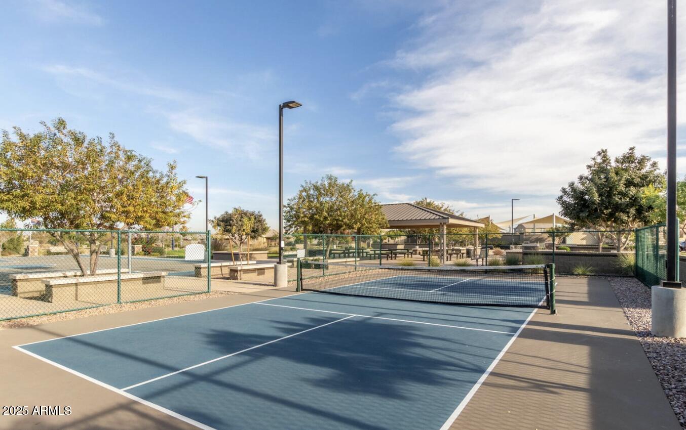 2857 W SANTA FE Drive