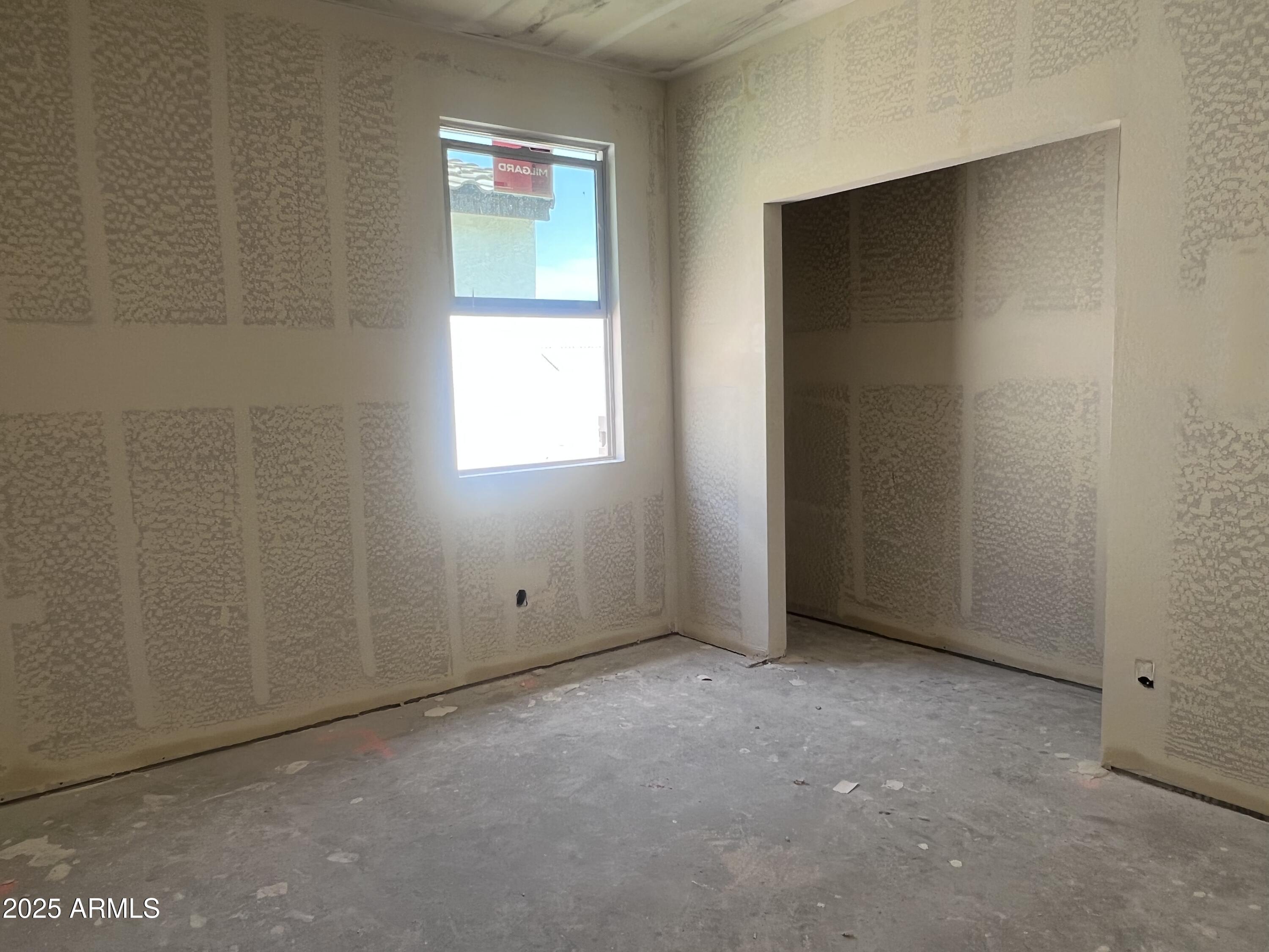 24121 W BOWKER Street