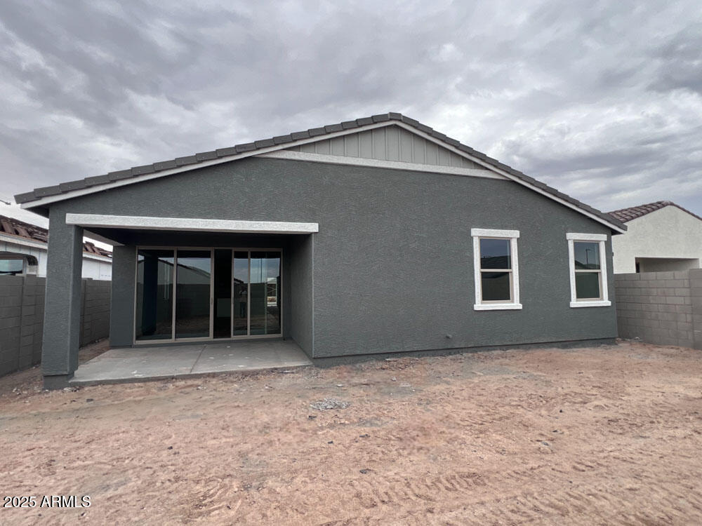 24121 W BOWKER Street