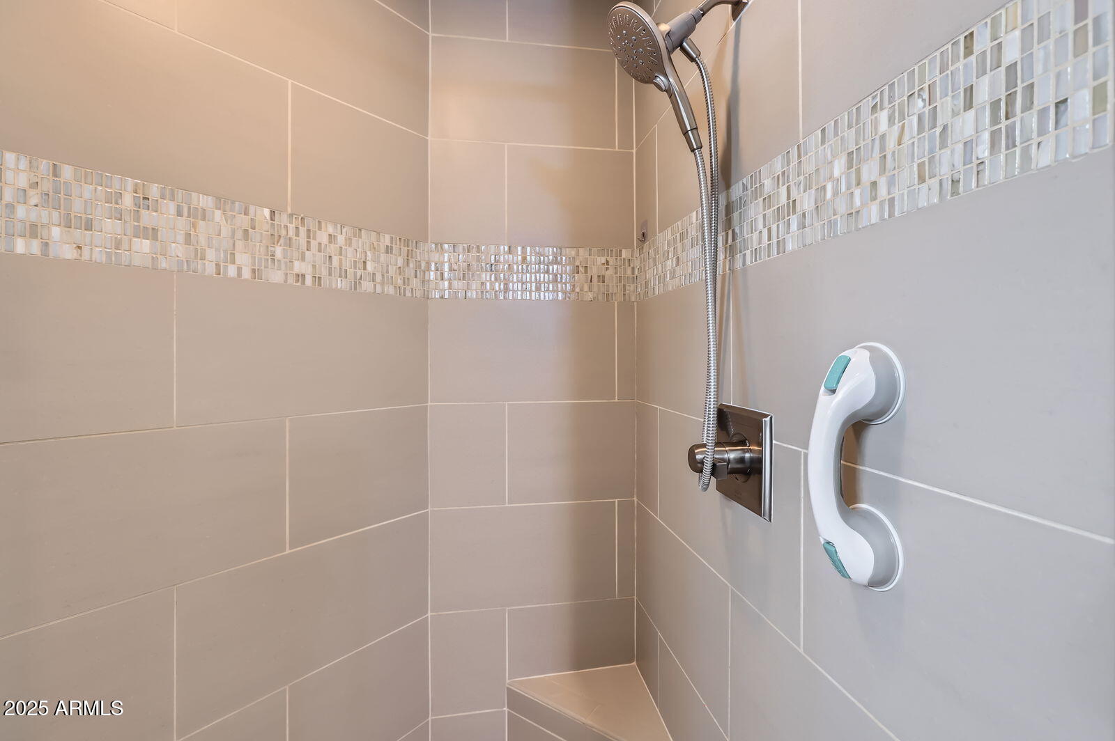 7601 E INDIAN BEND Road, 2011