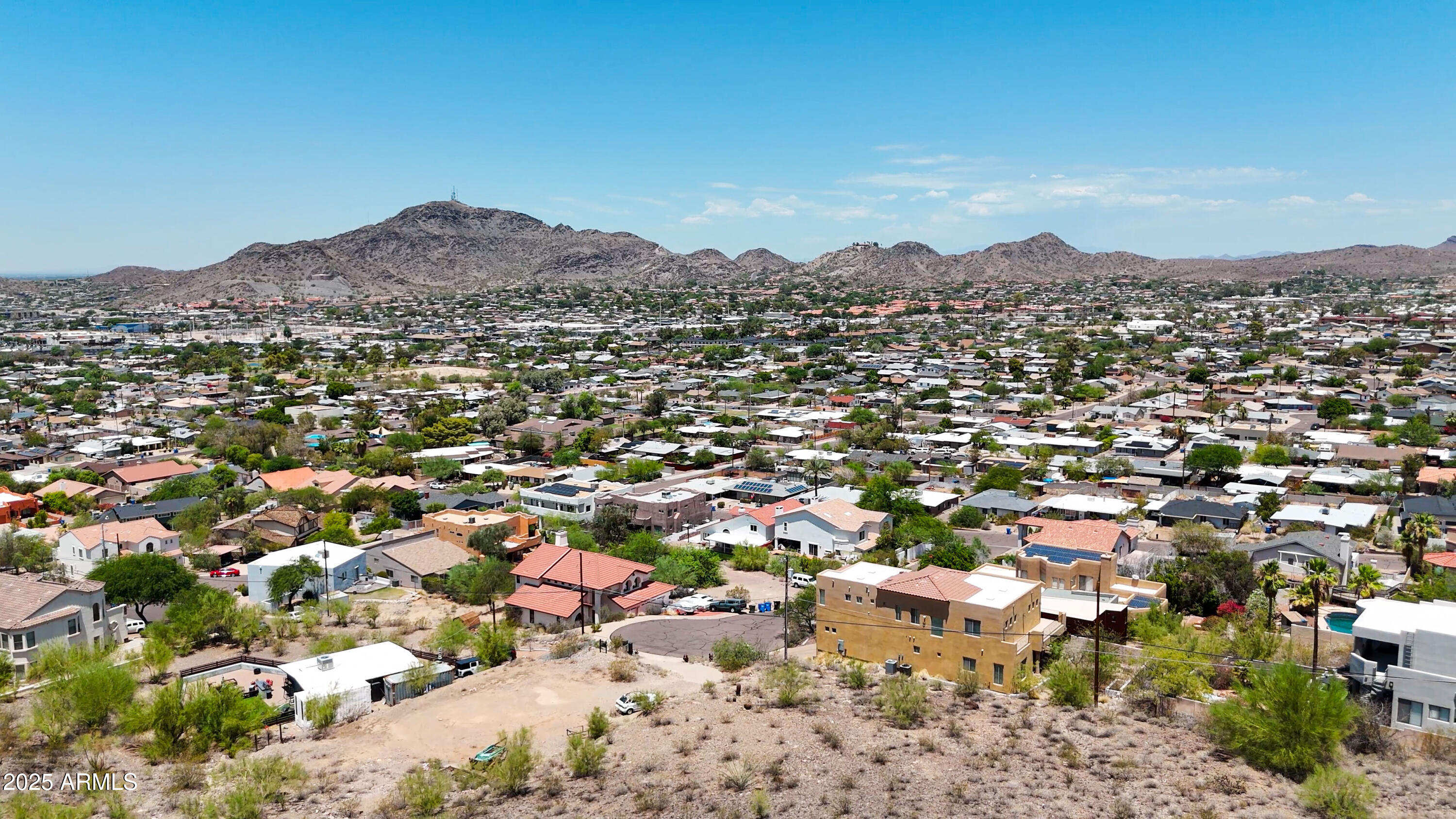 1540 E DUNLAP Avenue 2177