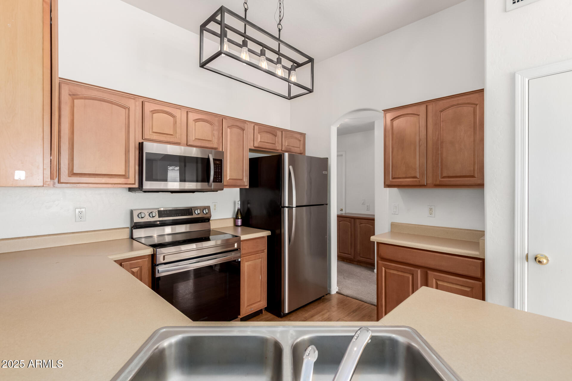 1516 E LA SALLE Street