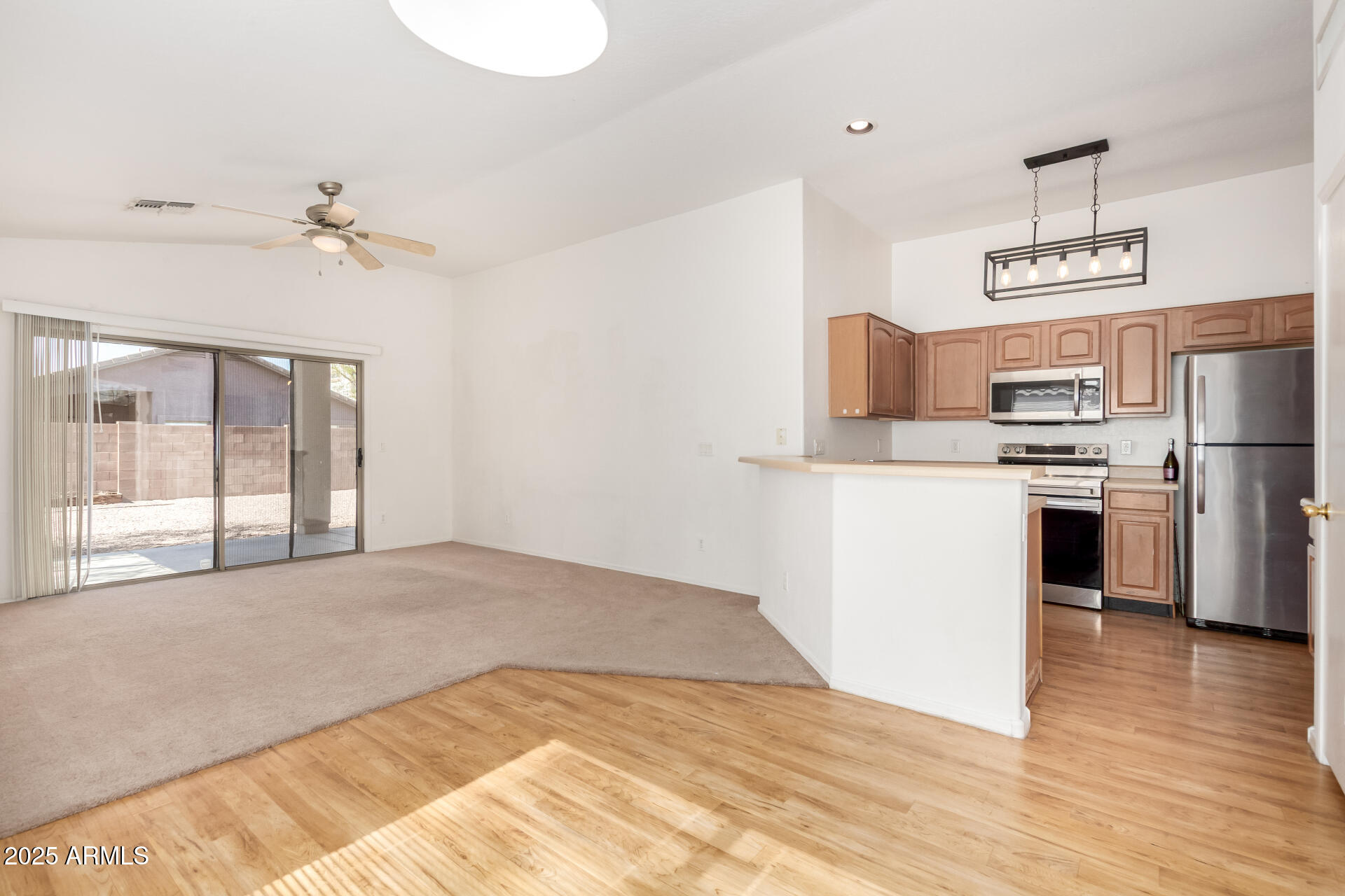 1516 E LA SALLE Street