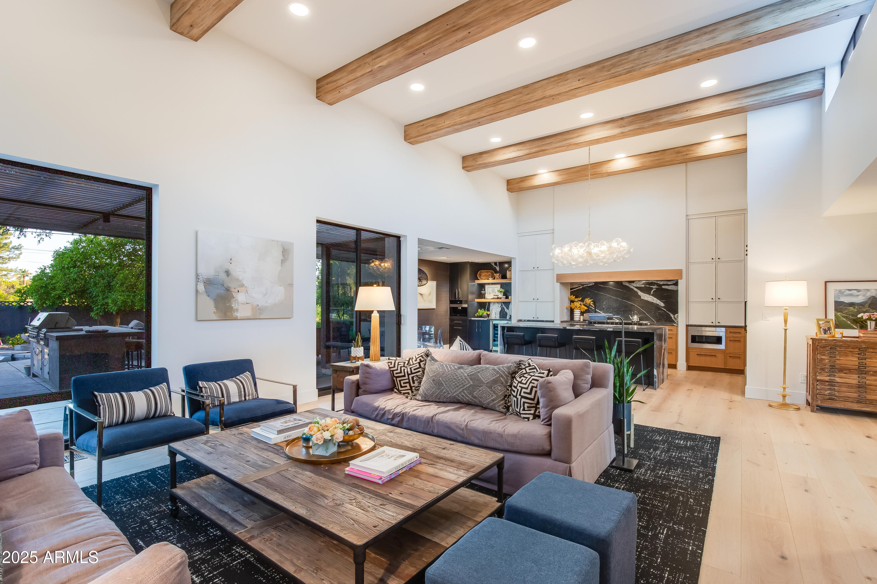 123 E Wagon Wheel Drive