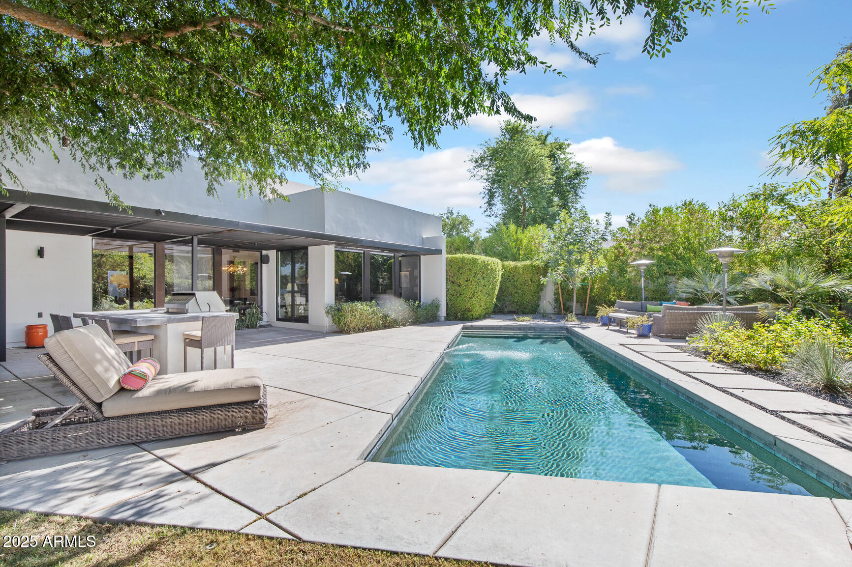 123 E Wagon Wheel Drive